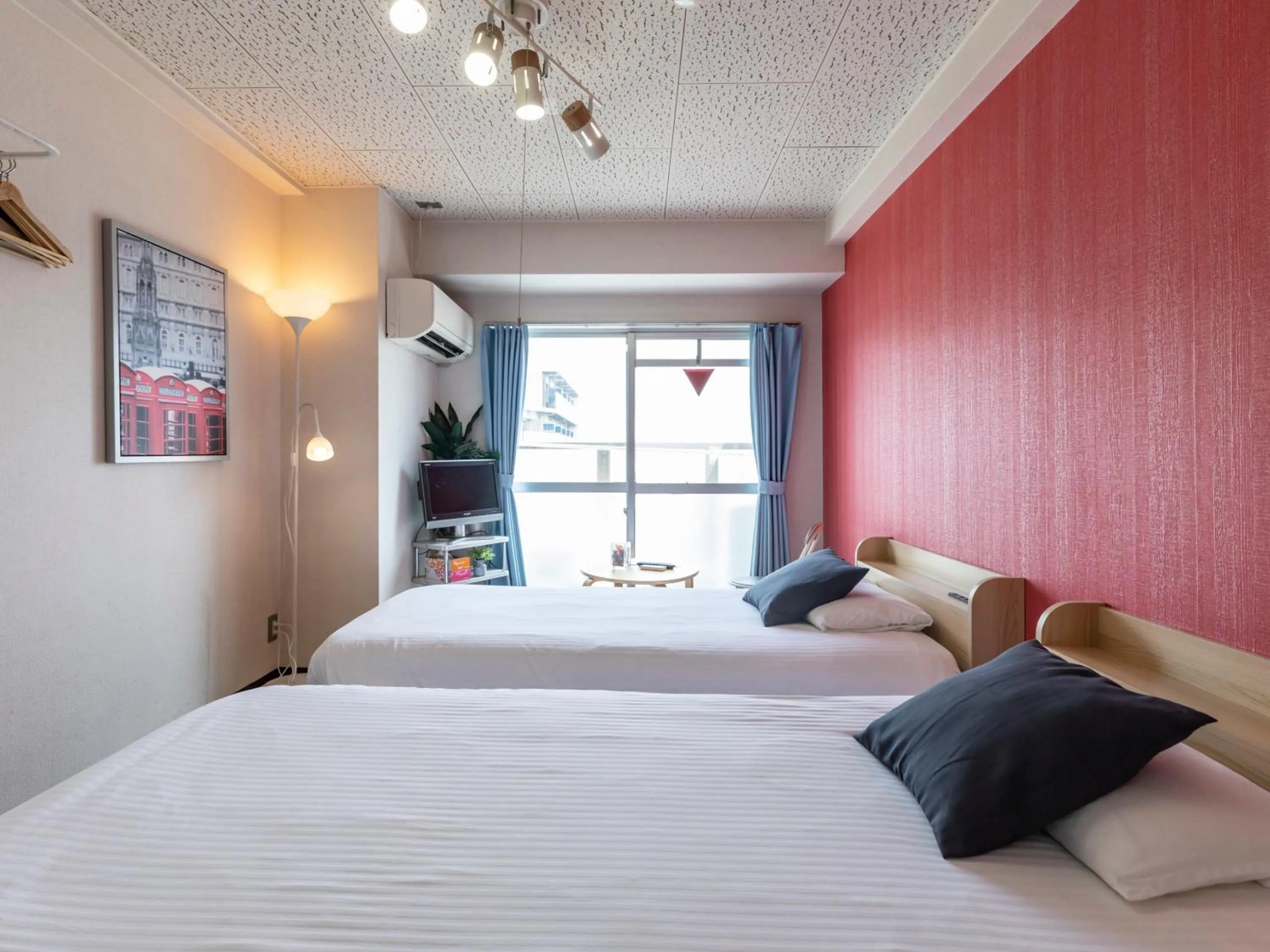 Photo of the whole room in Sakura Guesthouse