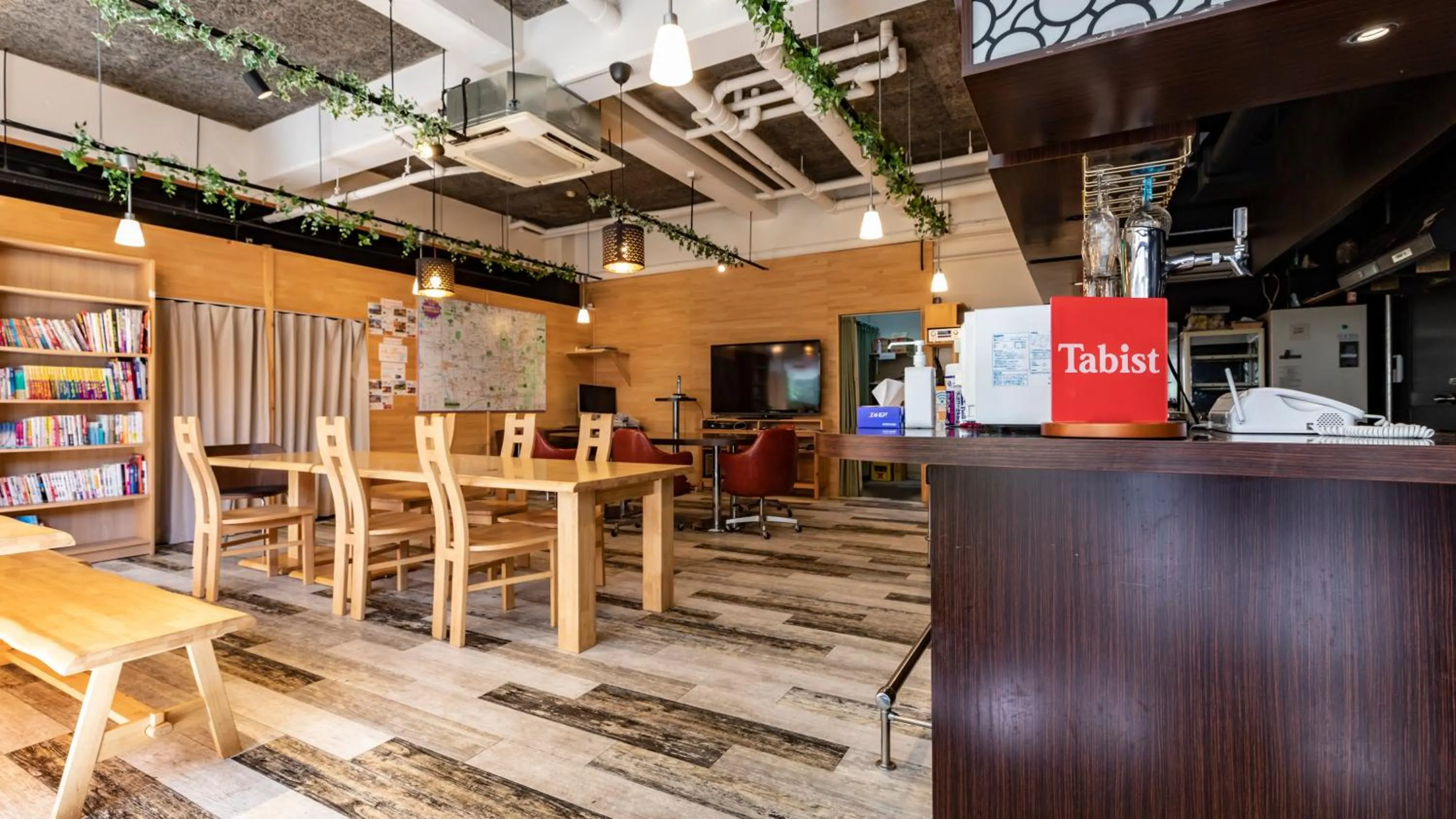 Restaurant/places to eat in Sakura Guesthouse