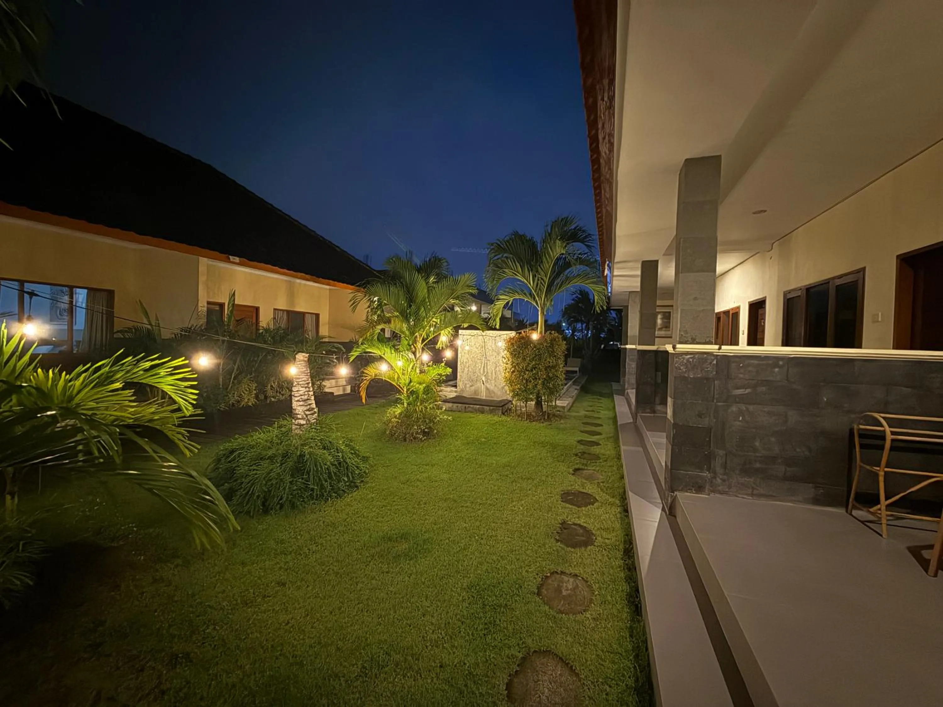 Night in Dega Gardens