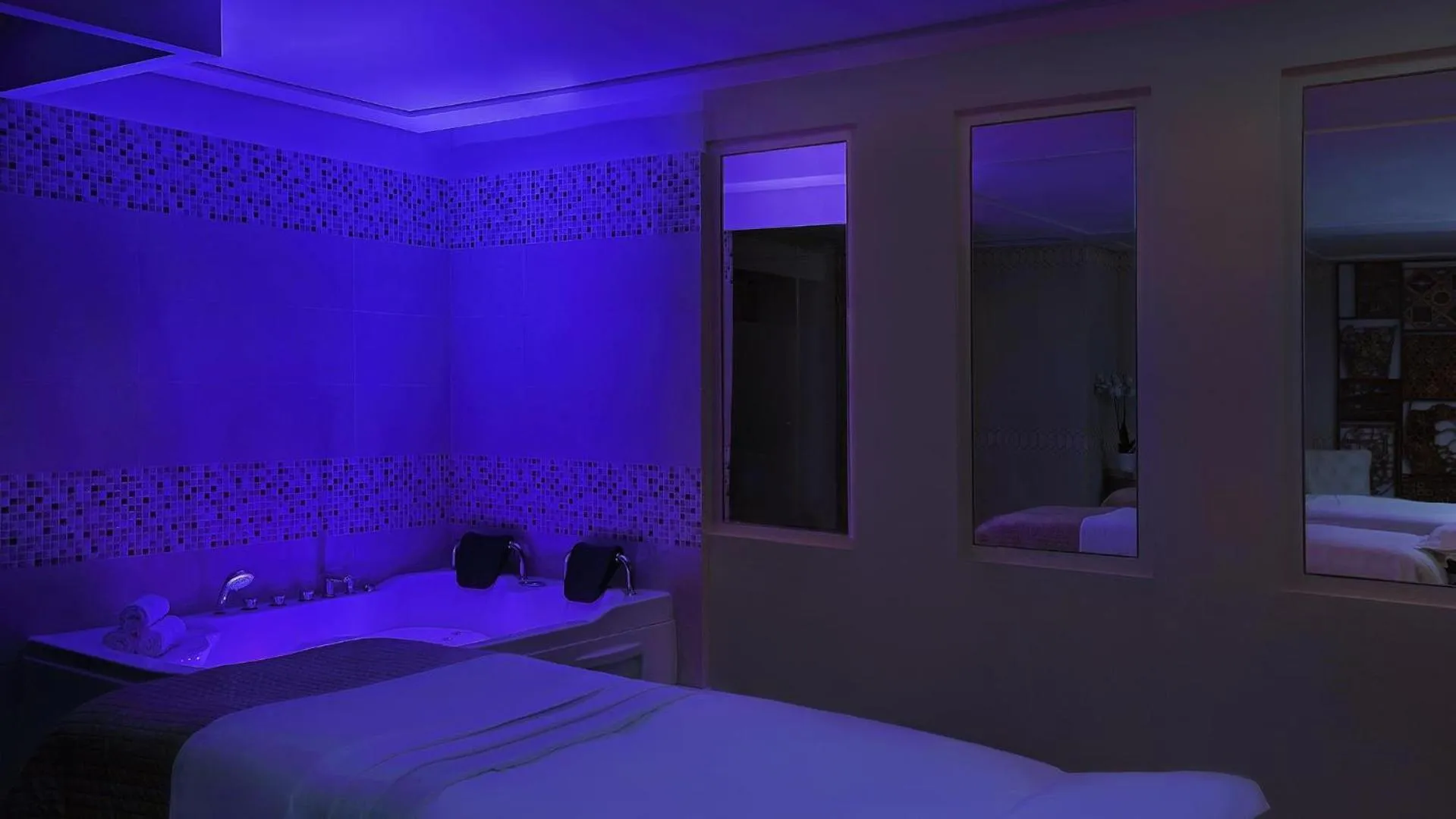 Spa and wellness centre/facilities, Bed in Kempinski Summerland Hotel & Resort Beirut