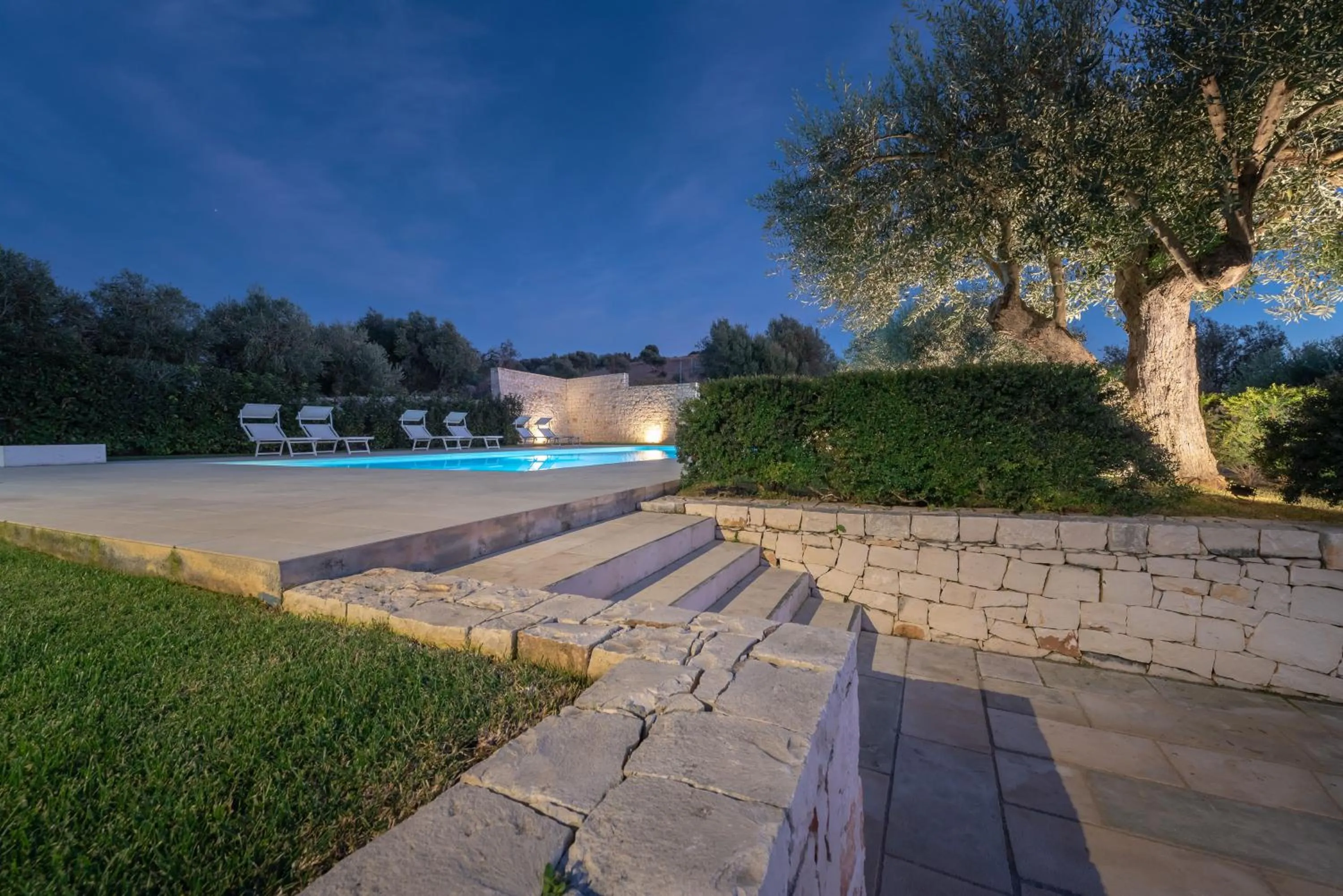 Night in Kinanto Bioresort