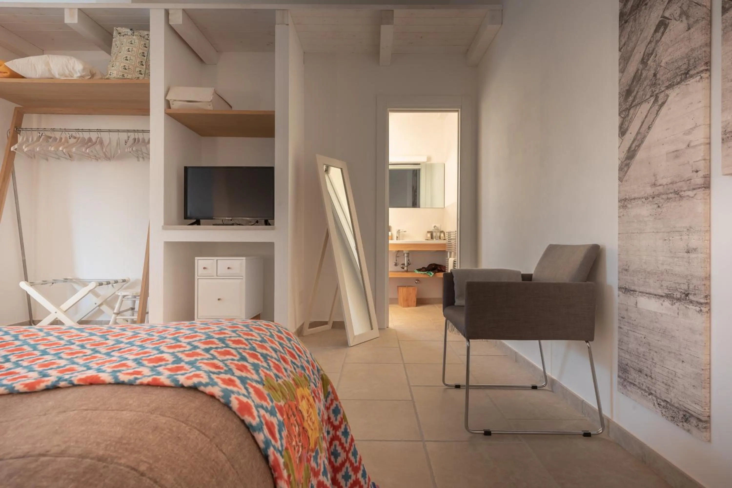 Photo of the whole room, Bed in Kinanto Bioresort