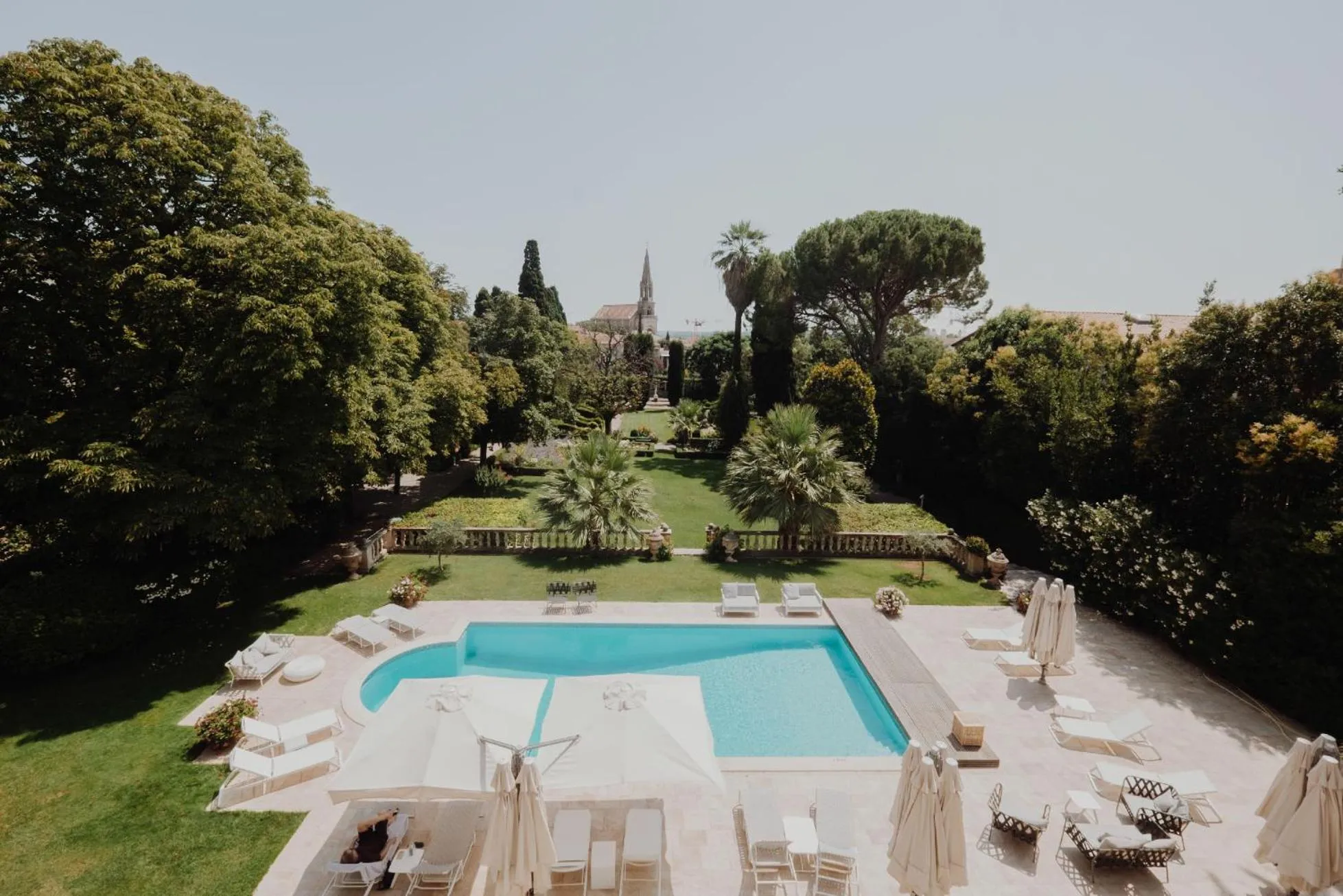 Pool view in La Villa Guy & Spa - Teritoria