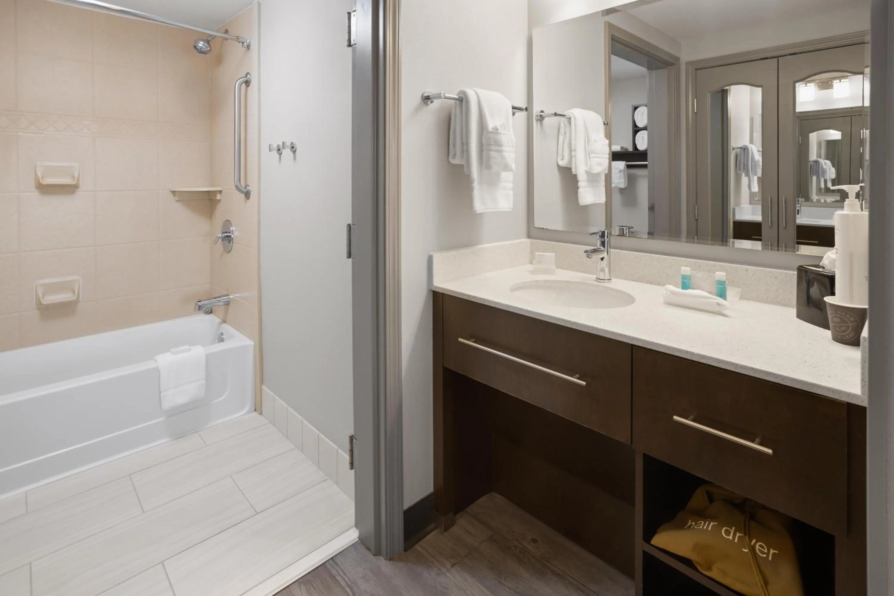 Bathroom in Homewood Suites By Hilton Montgomery EastChase