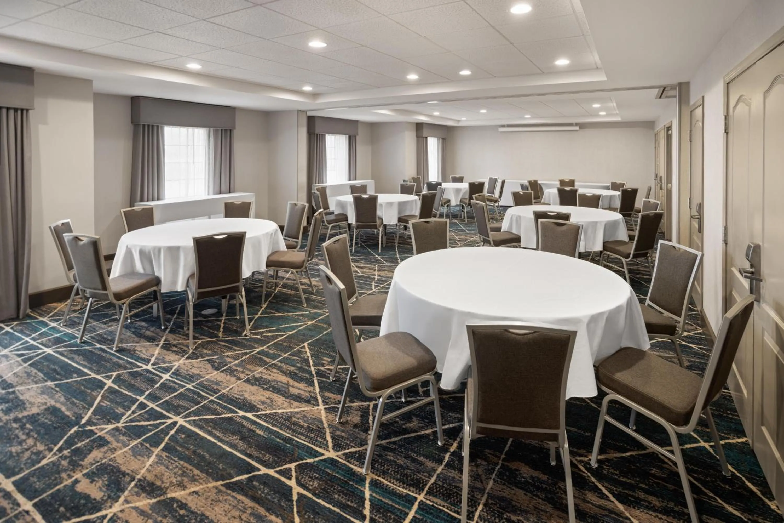 Meeting/conference room in Homewood Suites By Hilton Montgomery EastChase