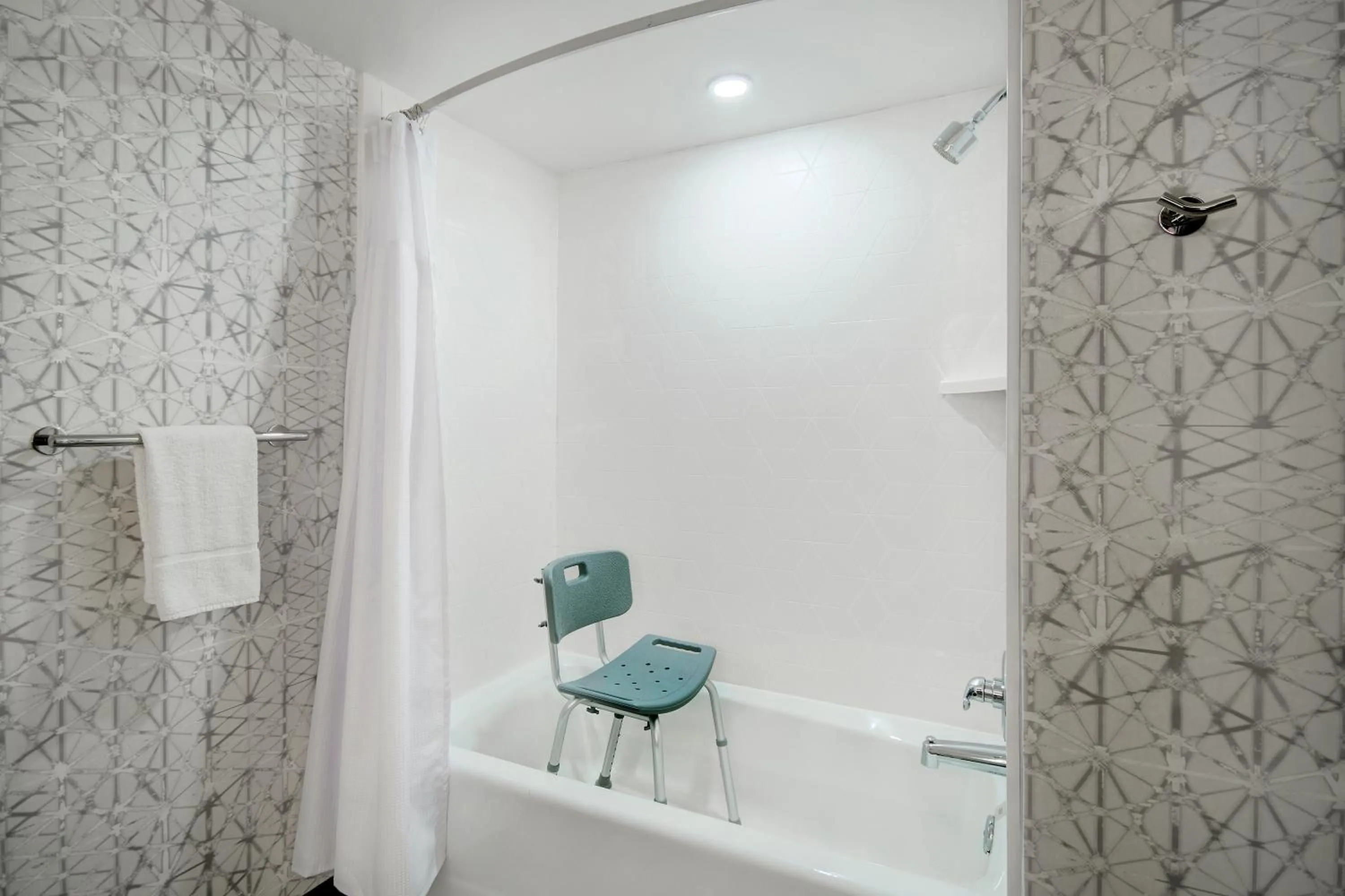 Bathroom in Crowne Plaza Auburn Hills by IHG