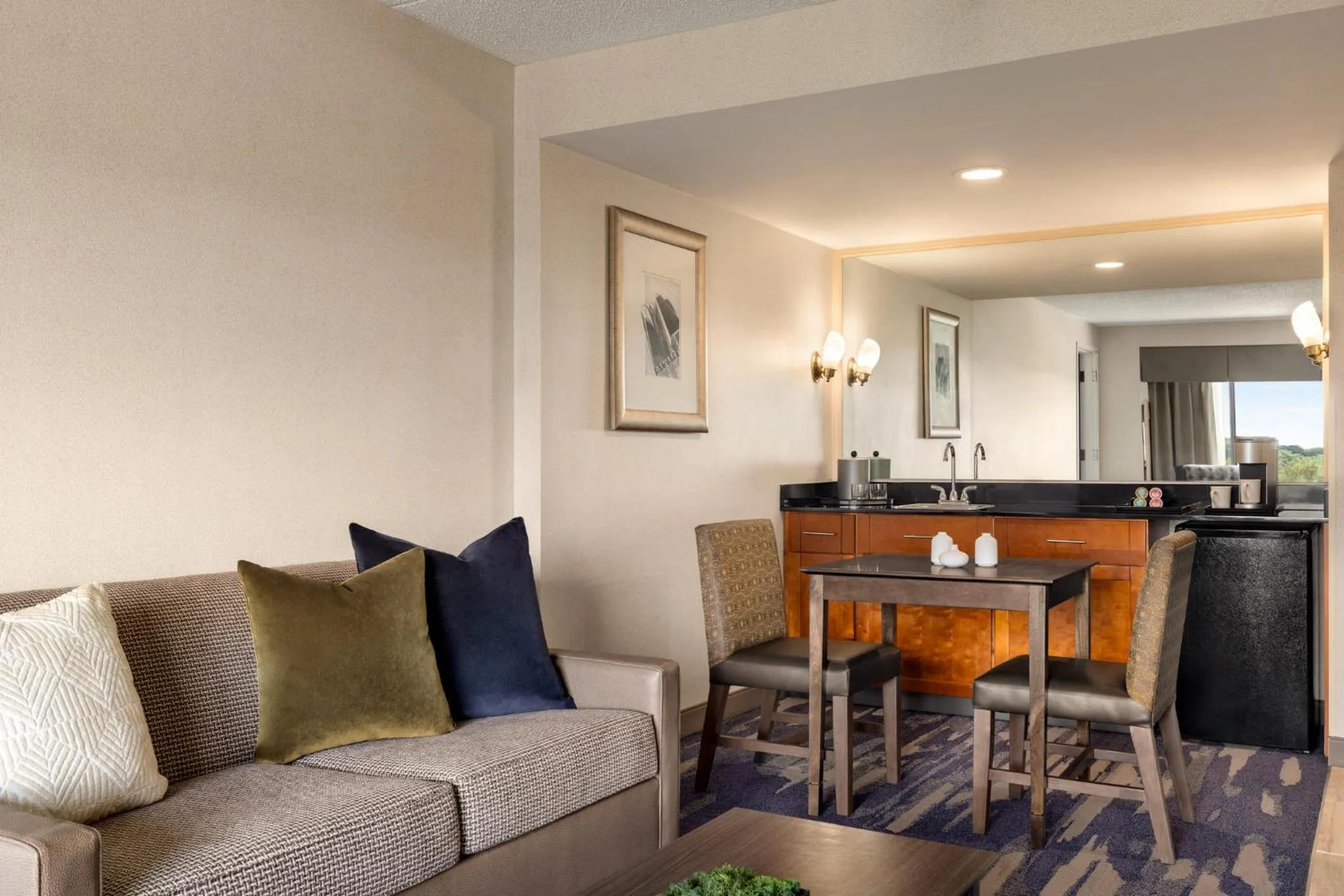 Photo of the whole room in Crowne Plaza Auburn Hills by IHG