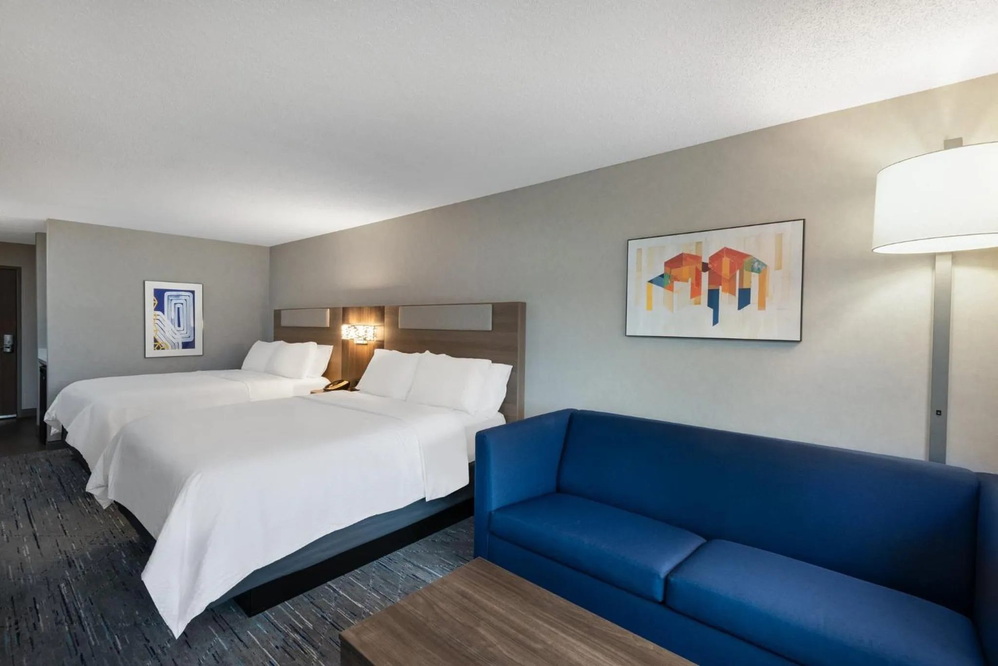 Photo of the whole room, Bed in Holiday Inn Express & Suites Wadsworth by IHG