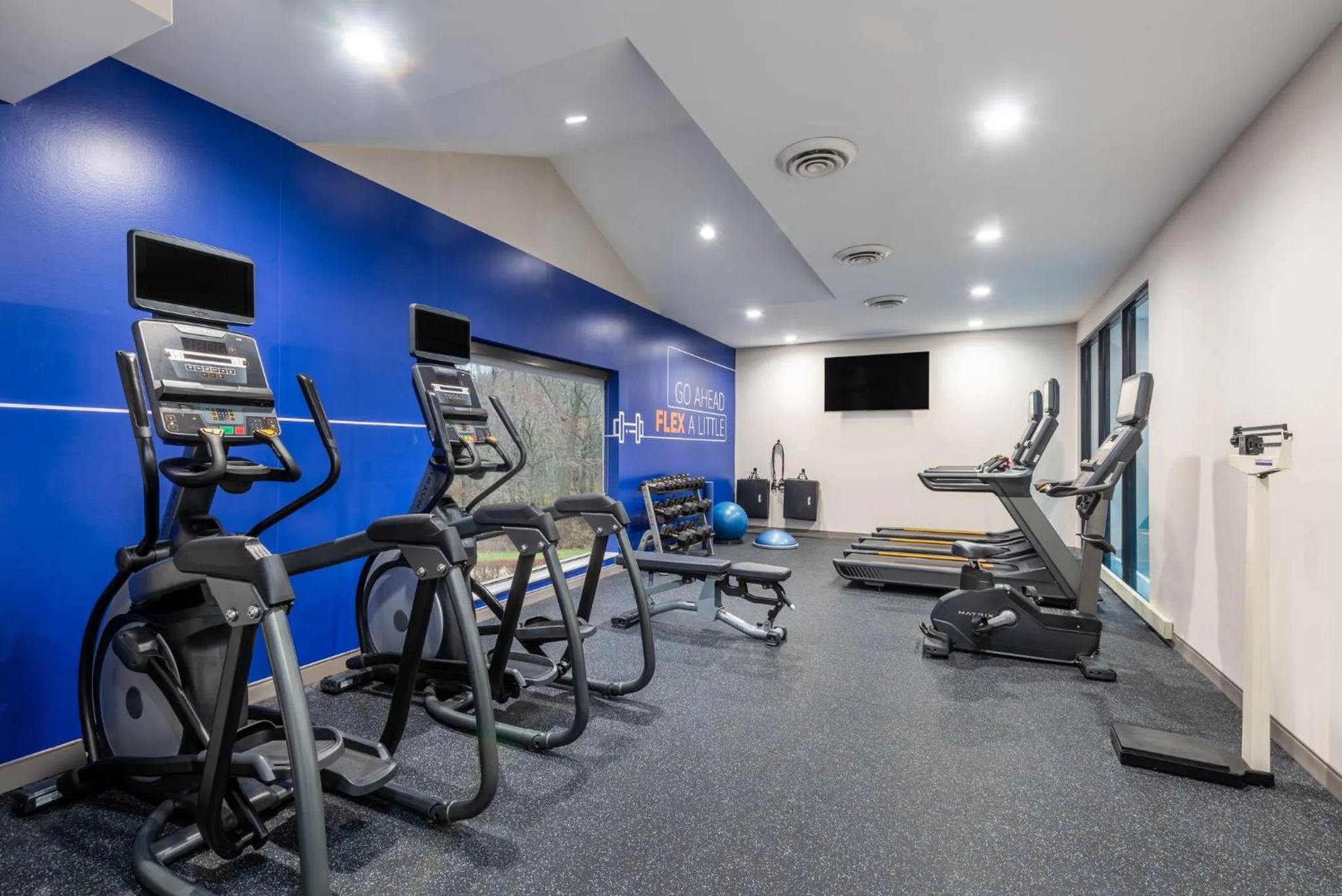 Fitness centre/facilities in Holiday Inn Express & Suites Wadsworth by IHG