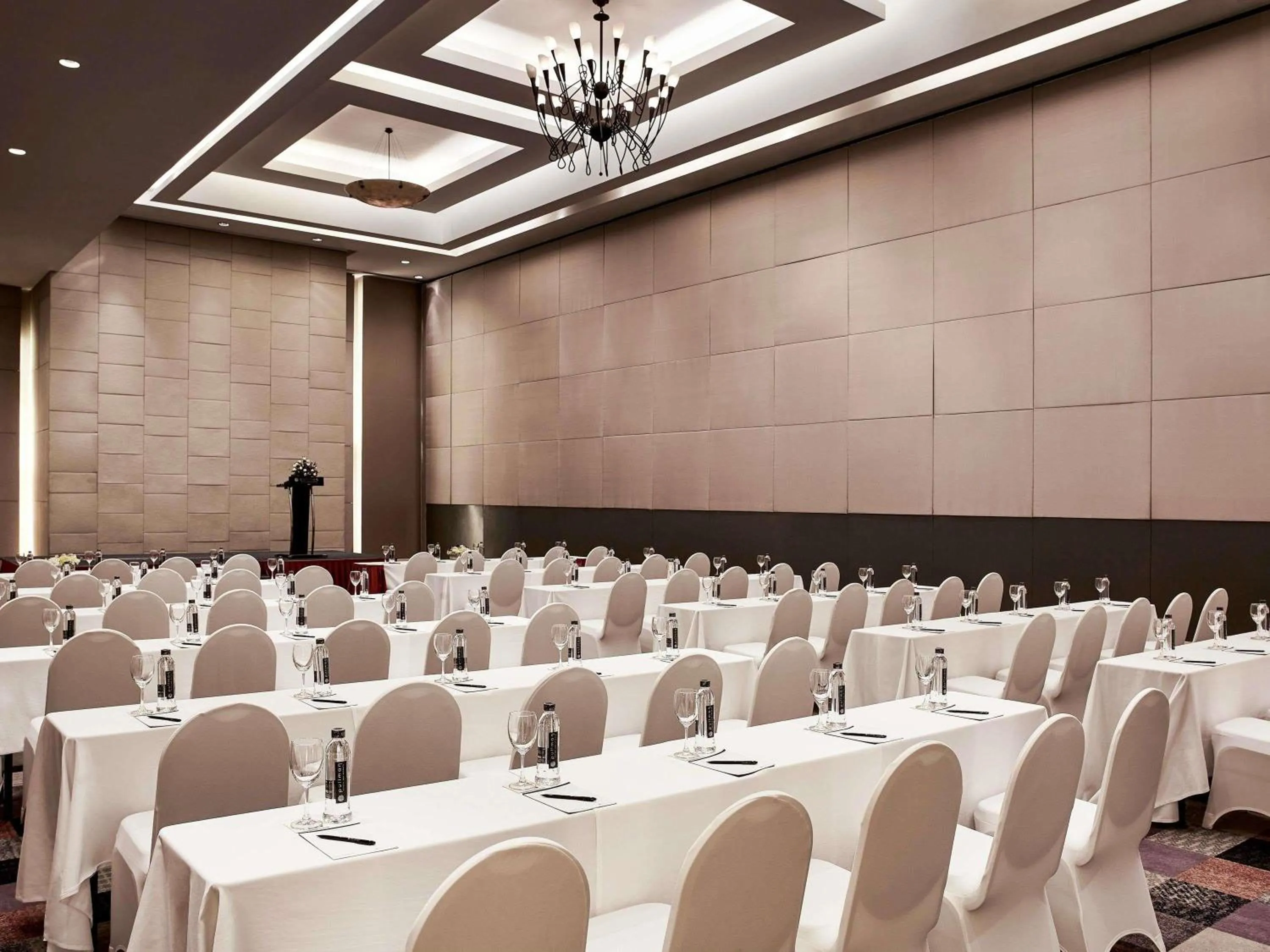 Meeting/conference room in Pullman Hanoi