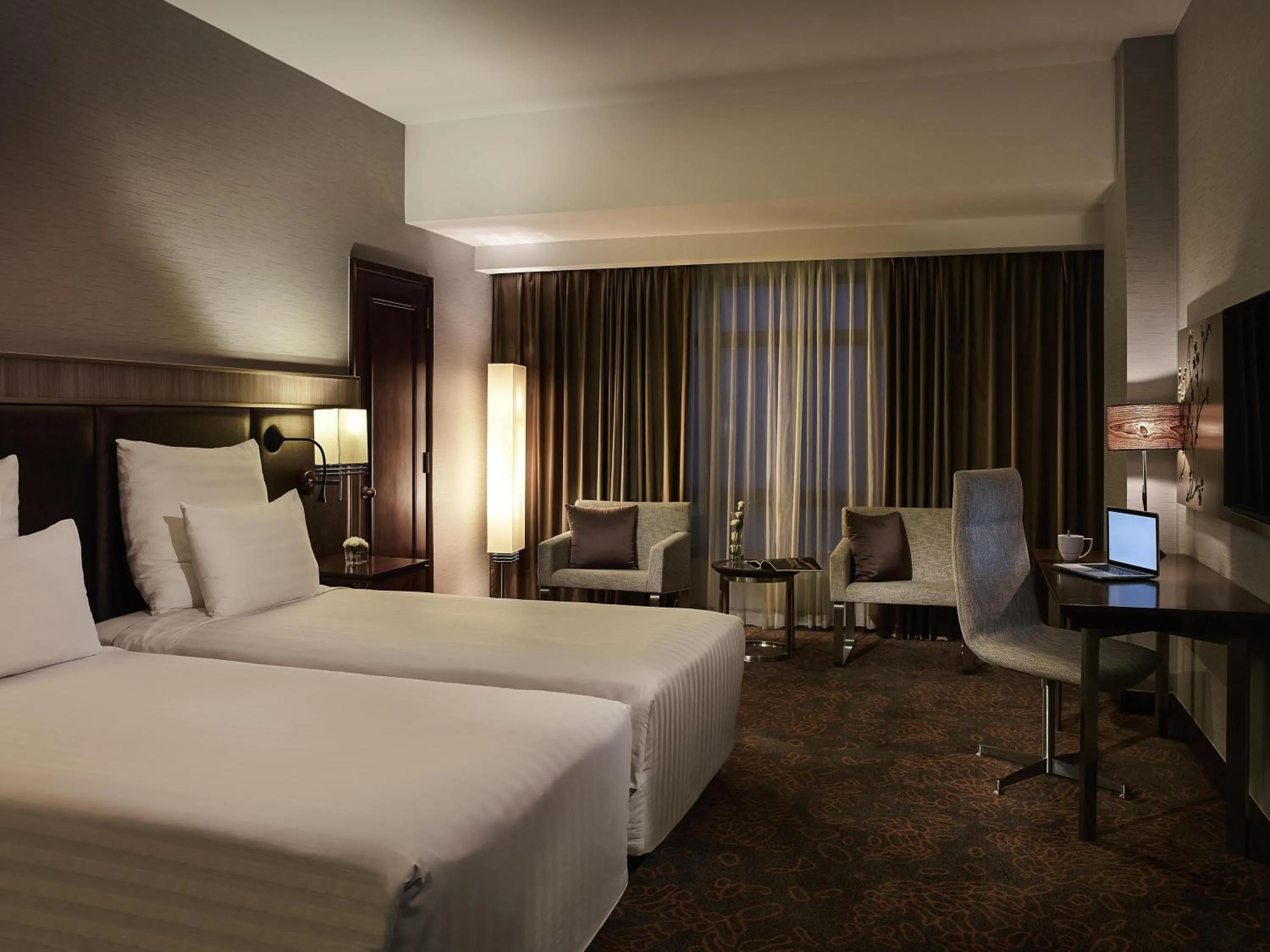 Bedroom, Bed in Pullman Hanoi