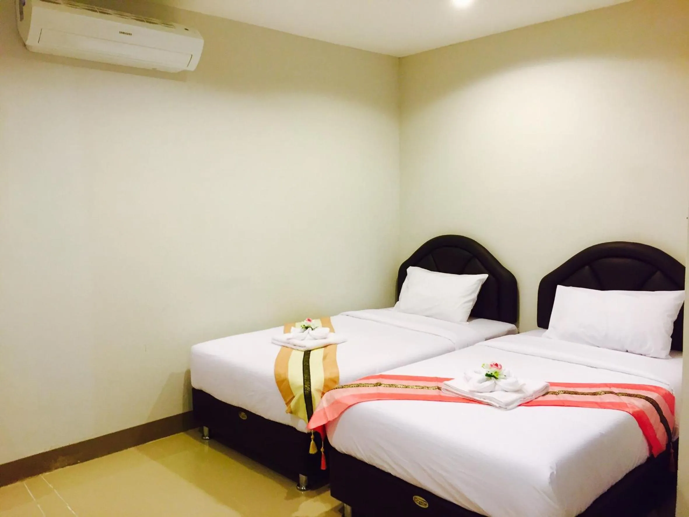 Bed in Retro Twin Home @Maesot