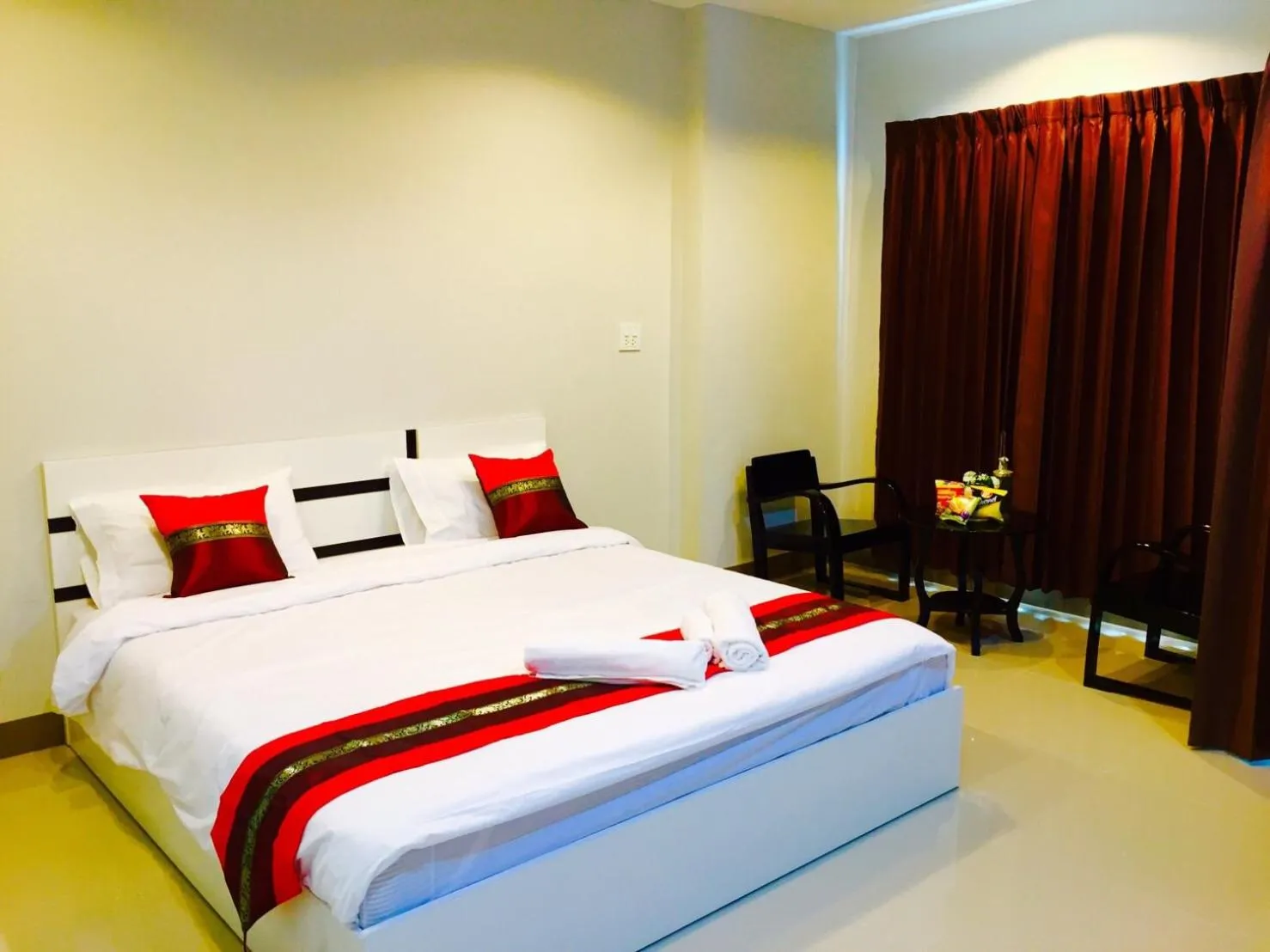 Bed in Retro Twin Home @Maesot