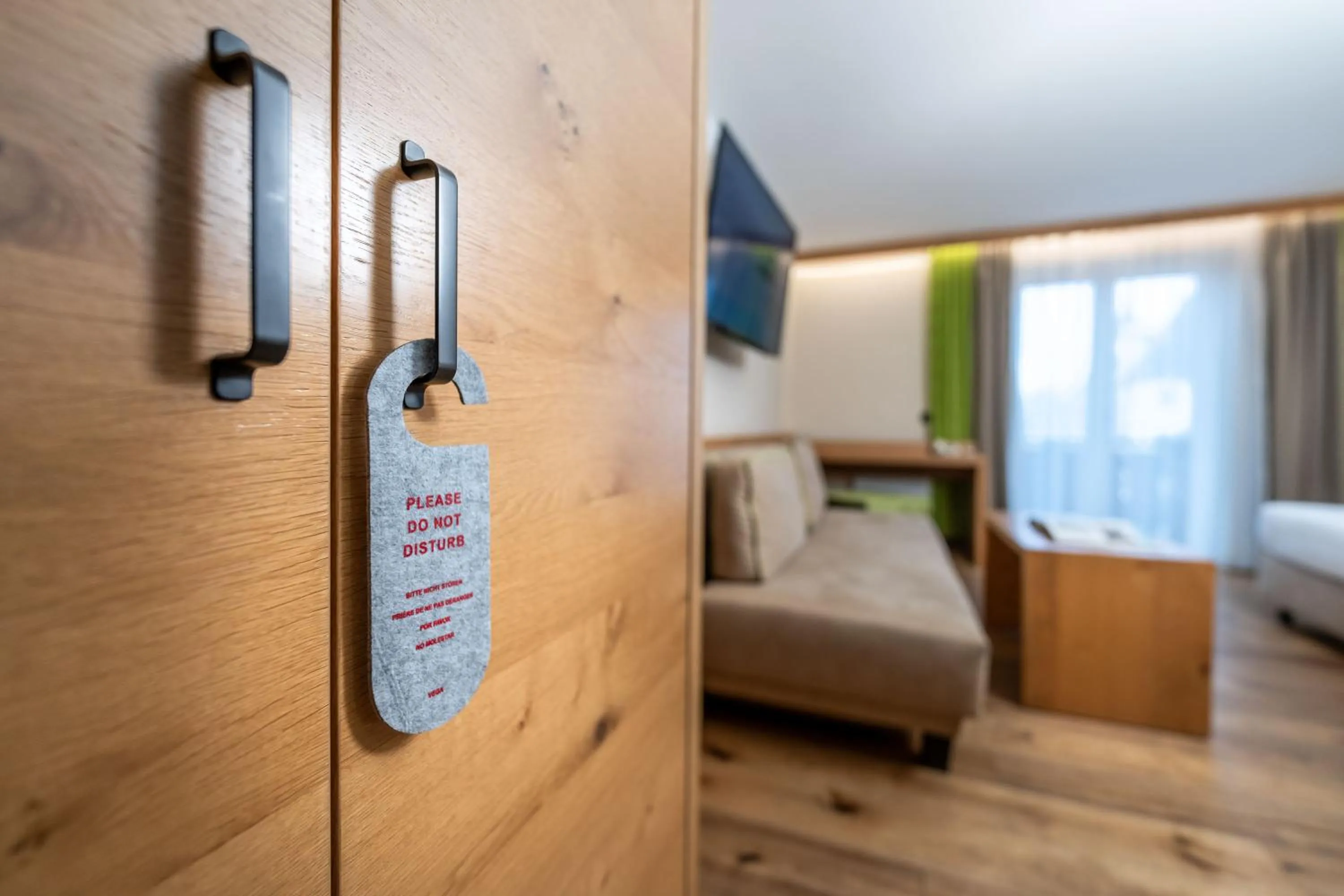 Photo of the whole room, Bed in Hotel zum Hirschen Zell am See