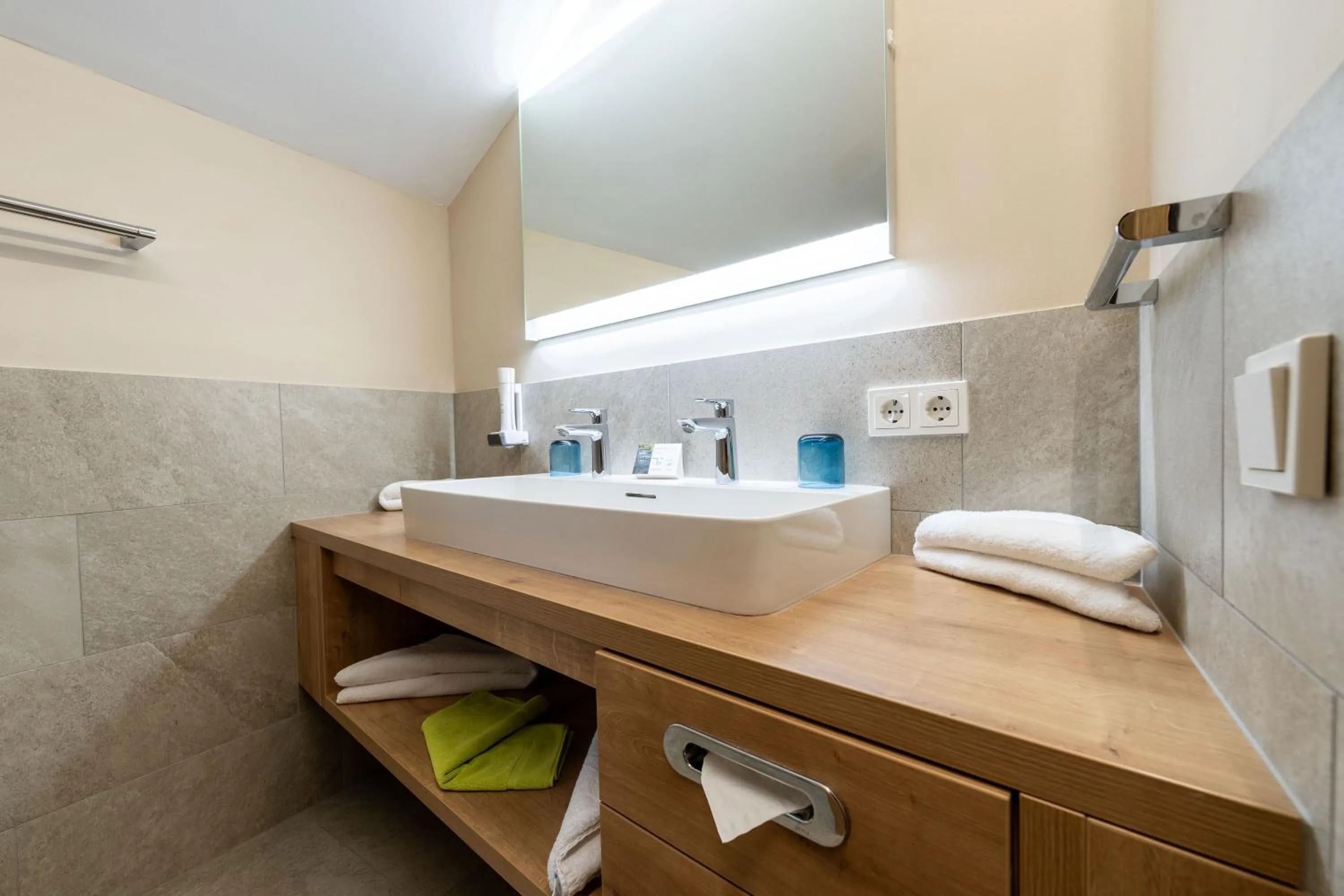 Bathroom in Hotel zum Hirschen Zell am See