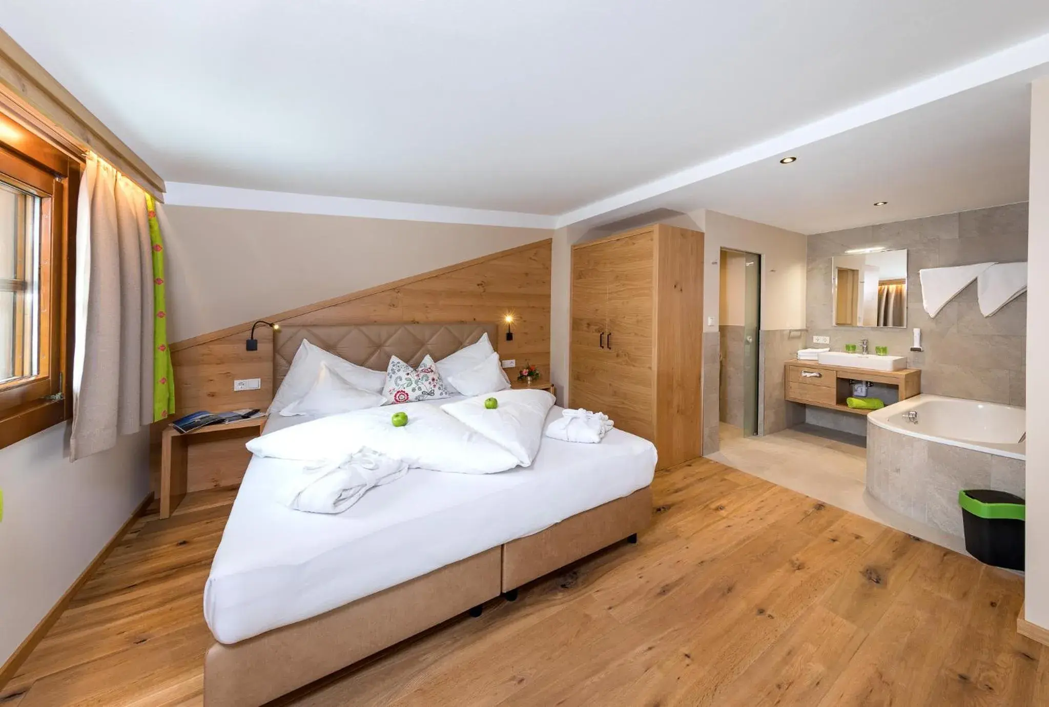 Deluxe Suite in Hotel zum Hirschen Zell am See Deluxe Suite in Hotel zum Hirschen Zell am See