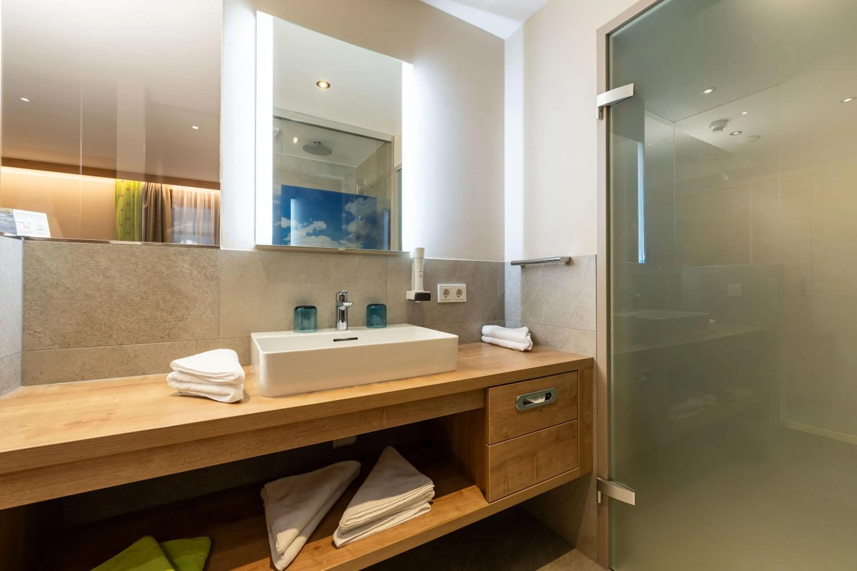 Bathroom in Hotel zum Hirschen Zell am See