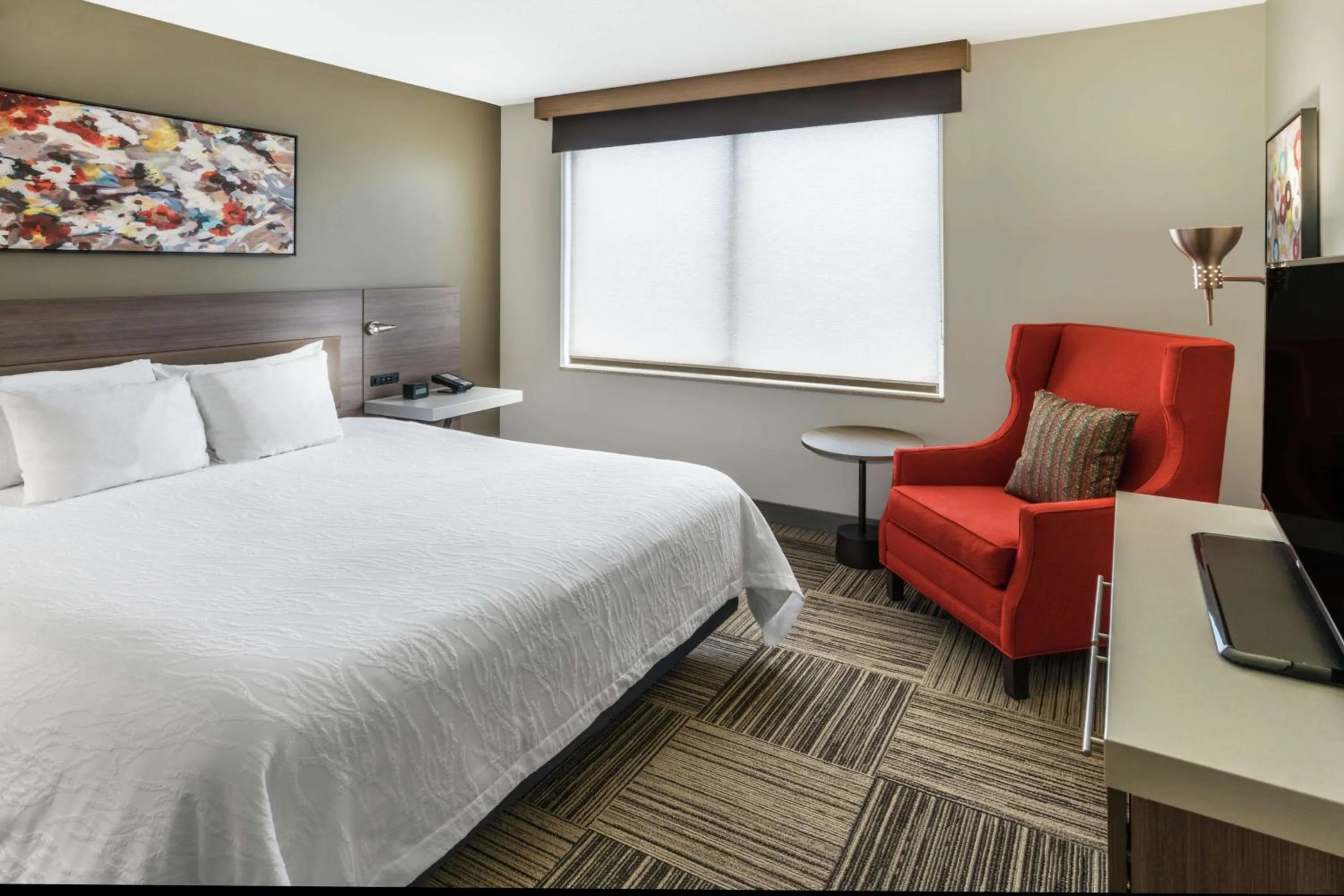 Living room, Bed in Hilton Garden Inn Syracuse