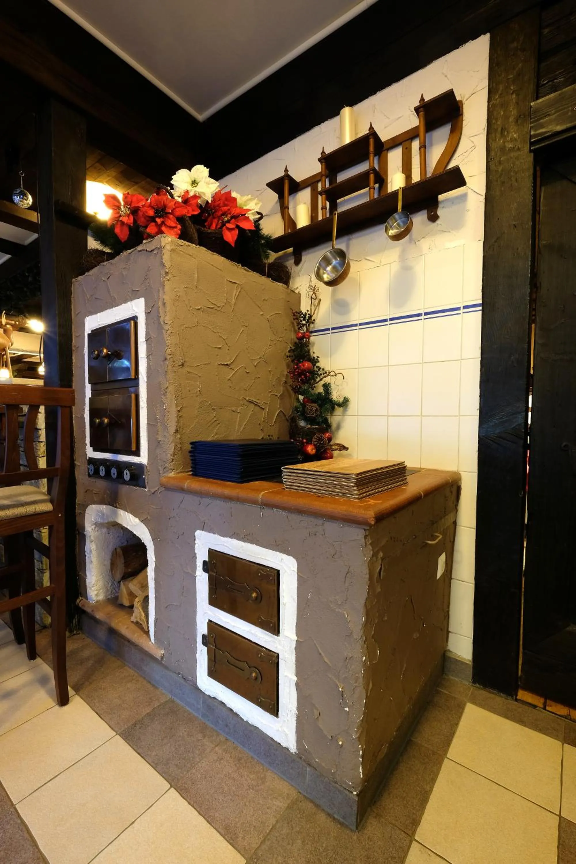 Decorative detail in Alpenhotel Marcius