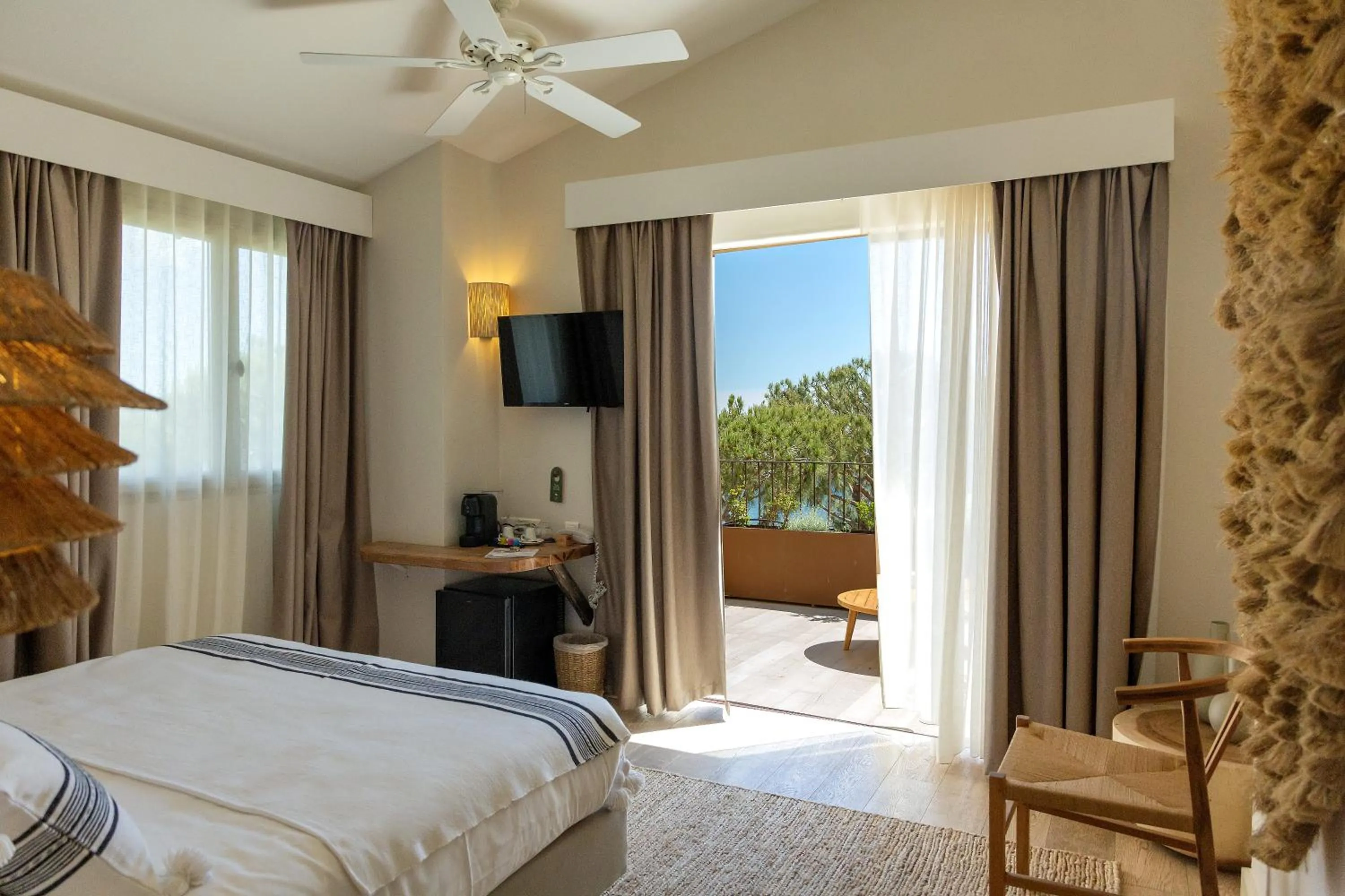 Patio, Bed in Casa Santini x Roc Seven