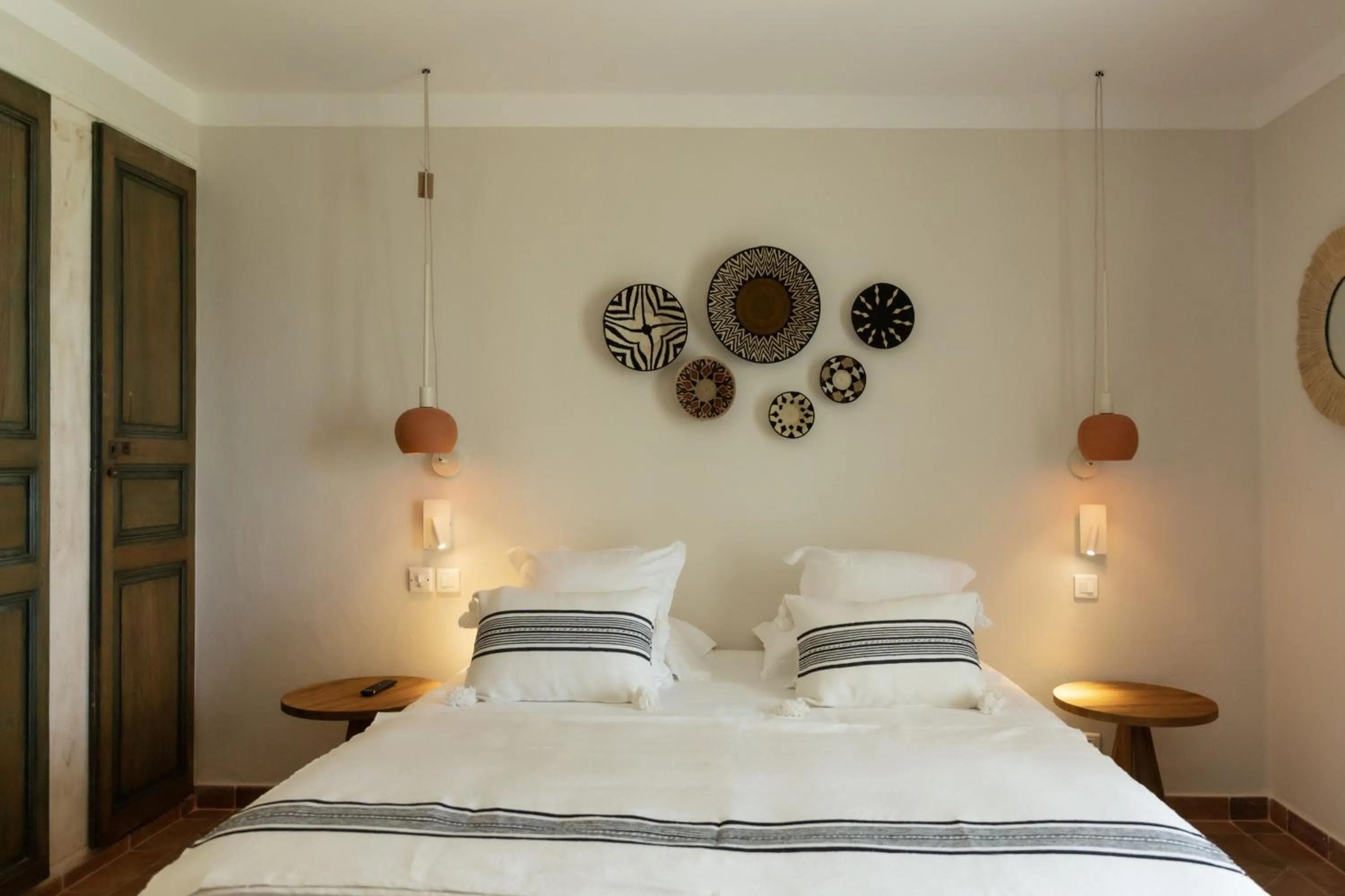 Bed in Casa Santini x Roc Seven