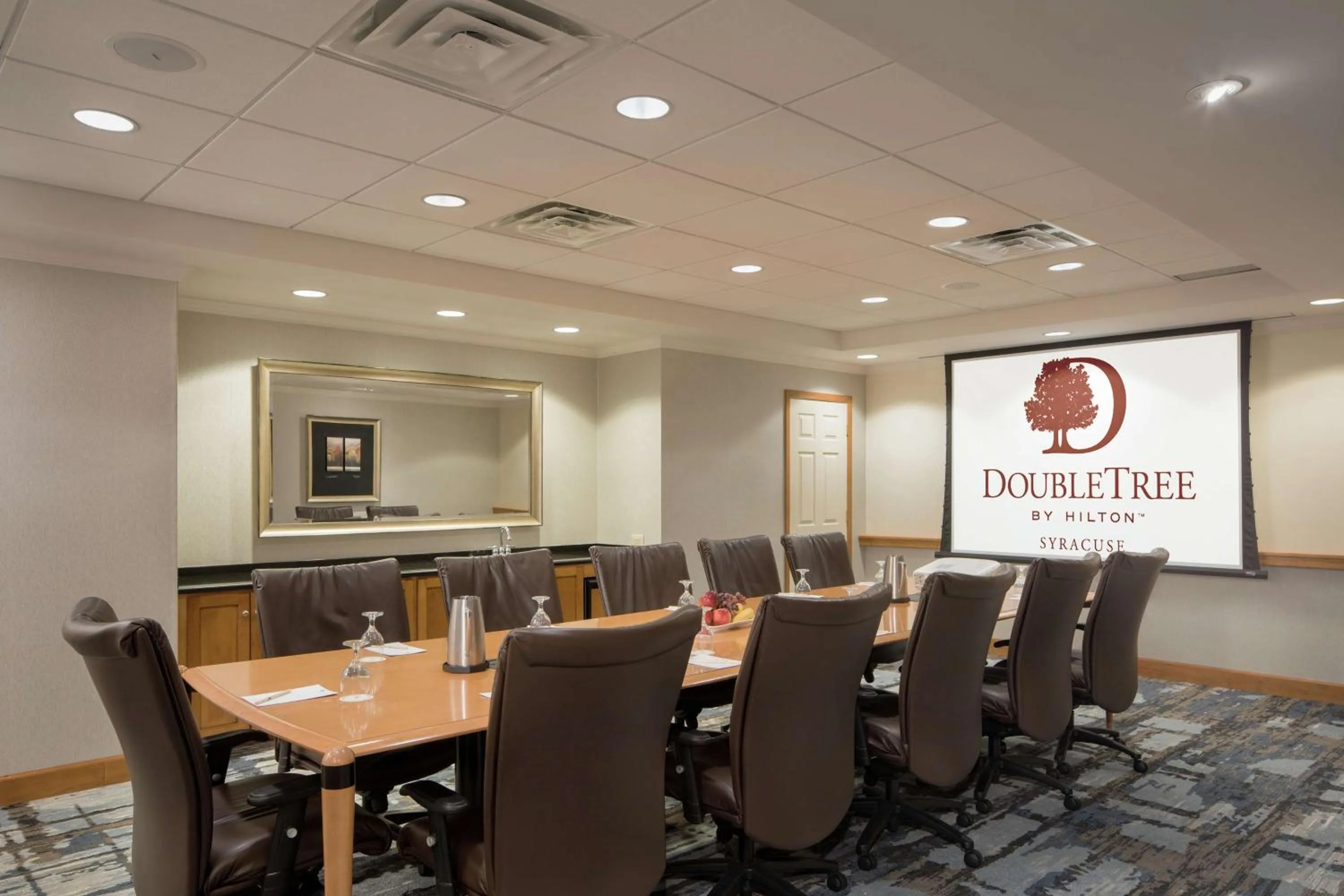 Meeting/conference room in DoubleTree by Hilton Hotel Syracuse