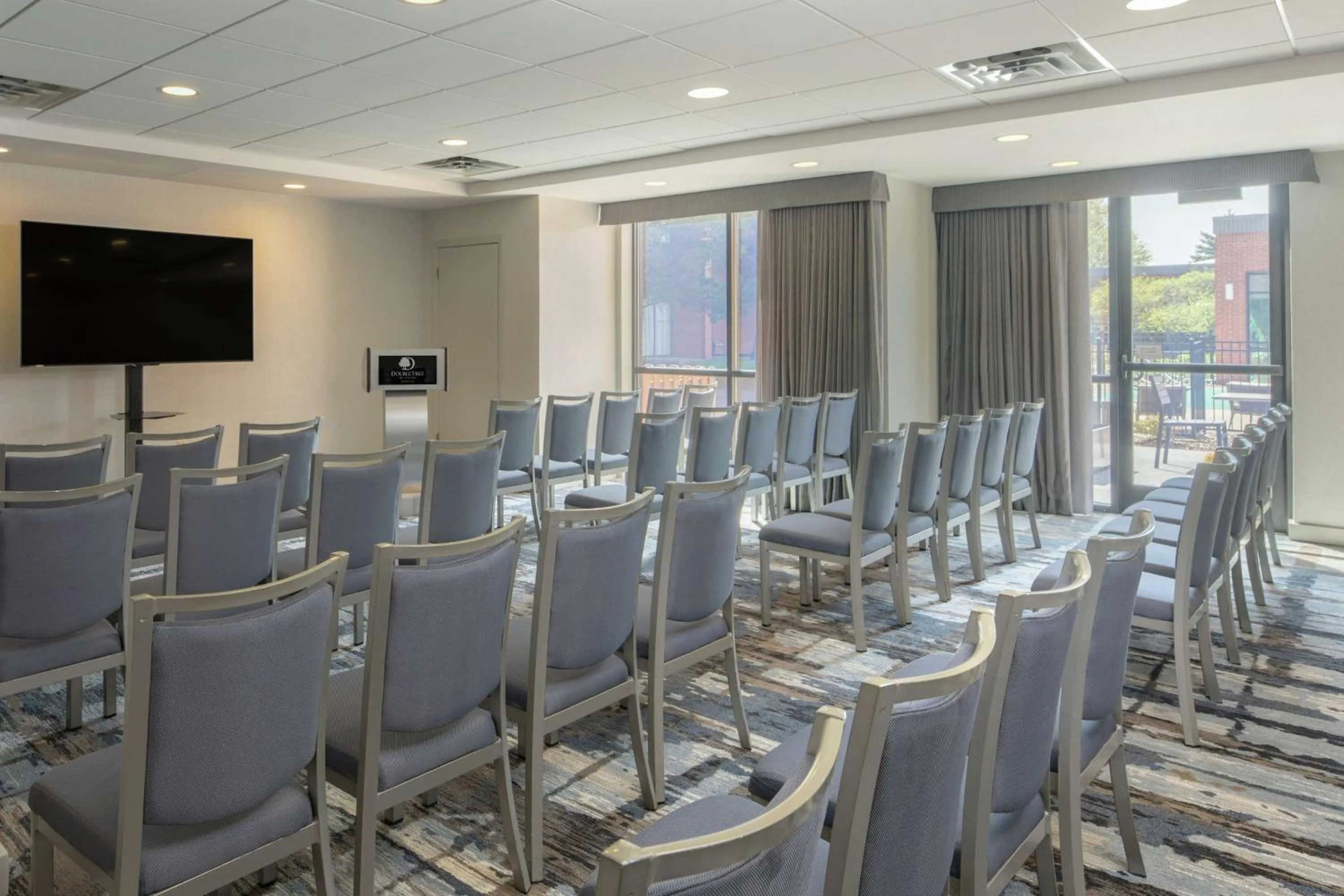 Meeting/conference room in DoubleTree by Hilton Hotel Syracuse