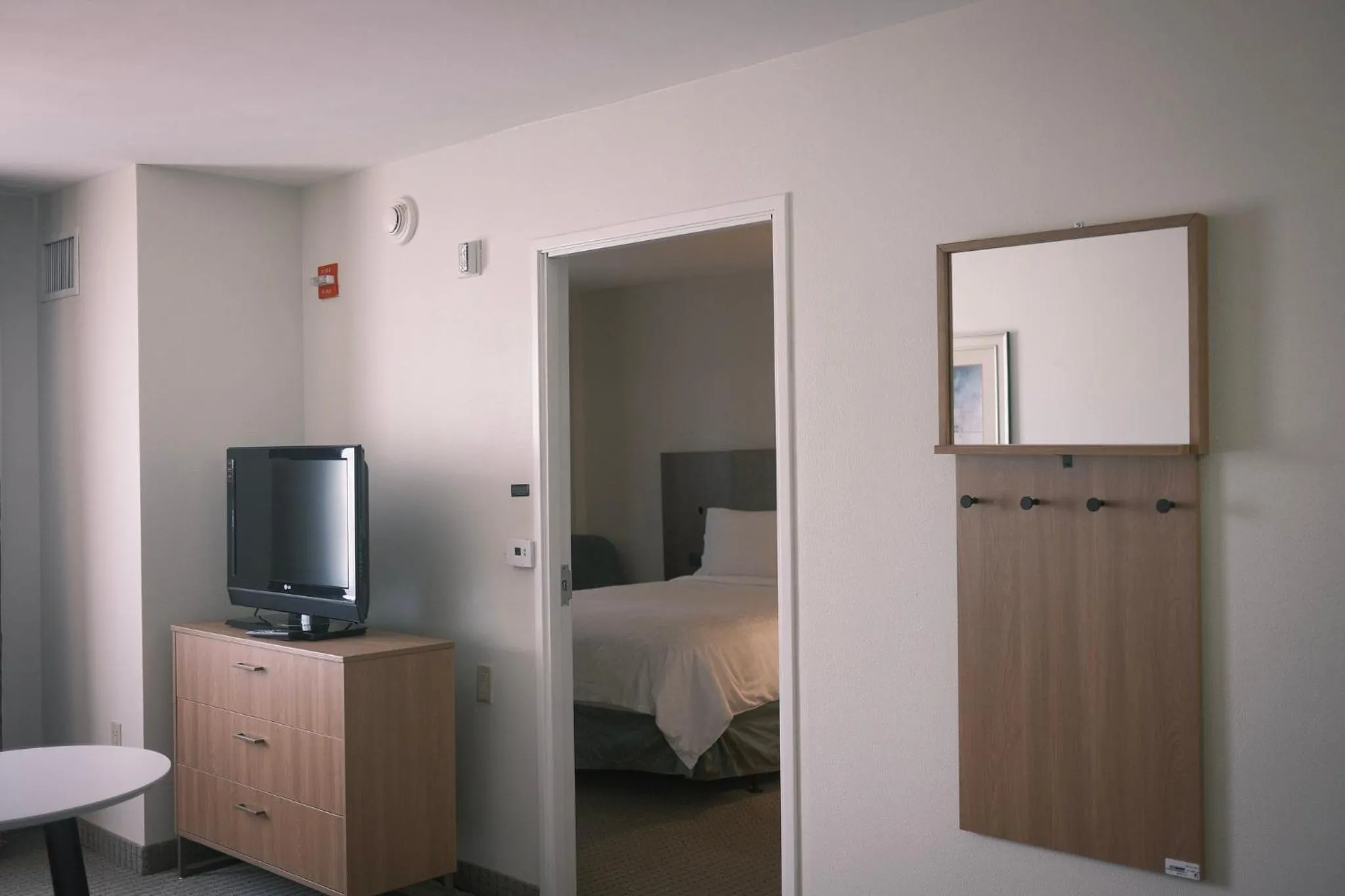 Photo of the whole room, Bed in Staybridge Suites Austin Airport by IHG