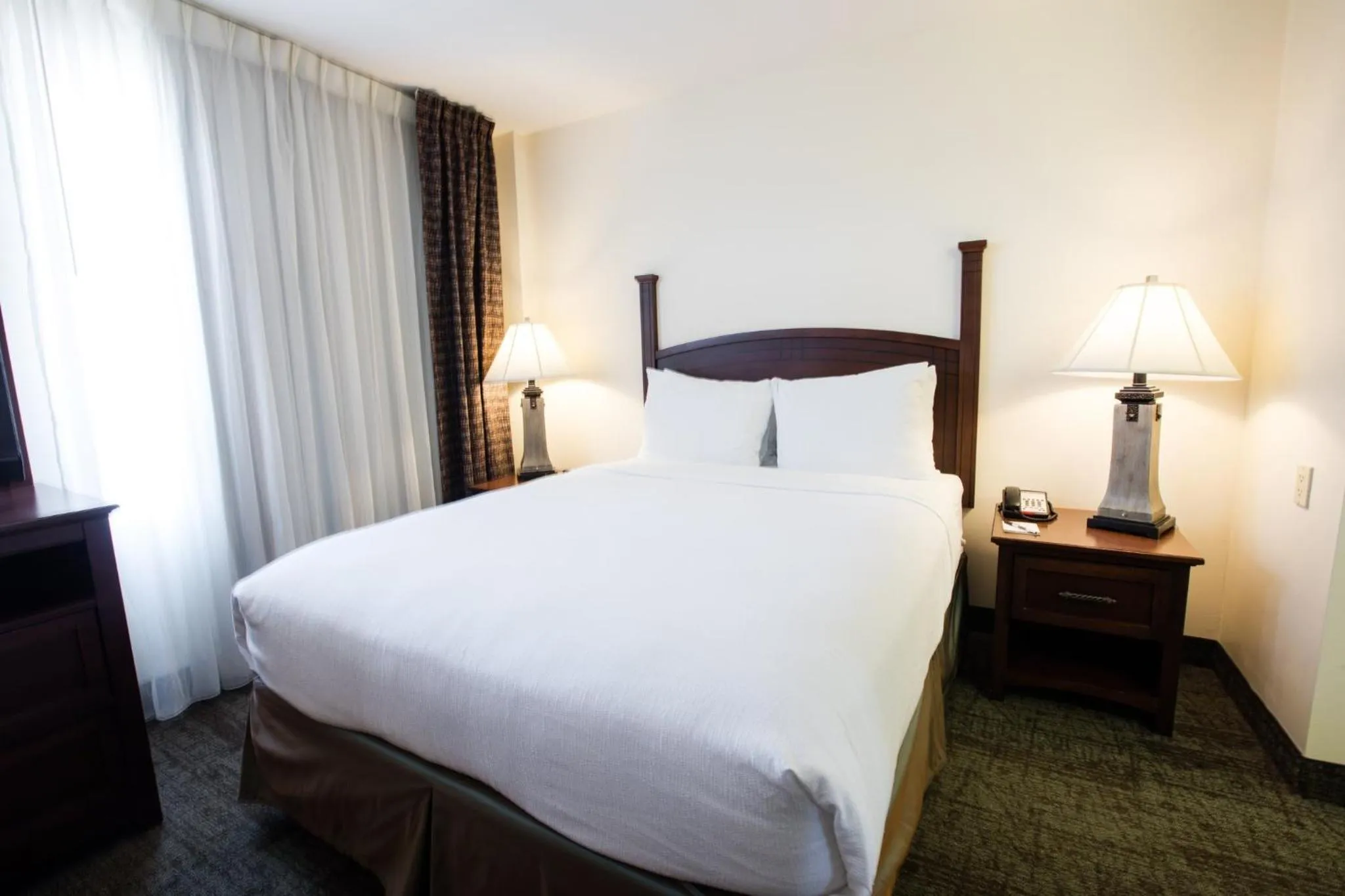 Photo of the whole room, Bed in Staybridge Suites Austin Airport by IHG
