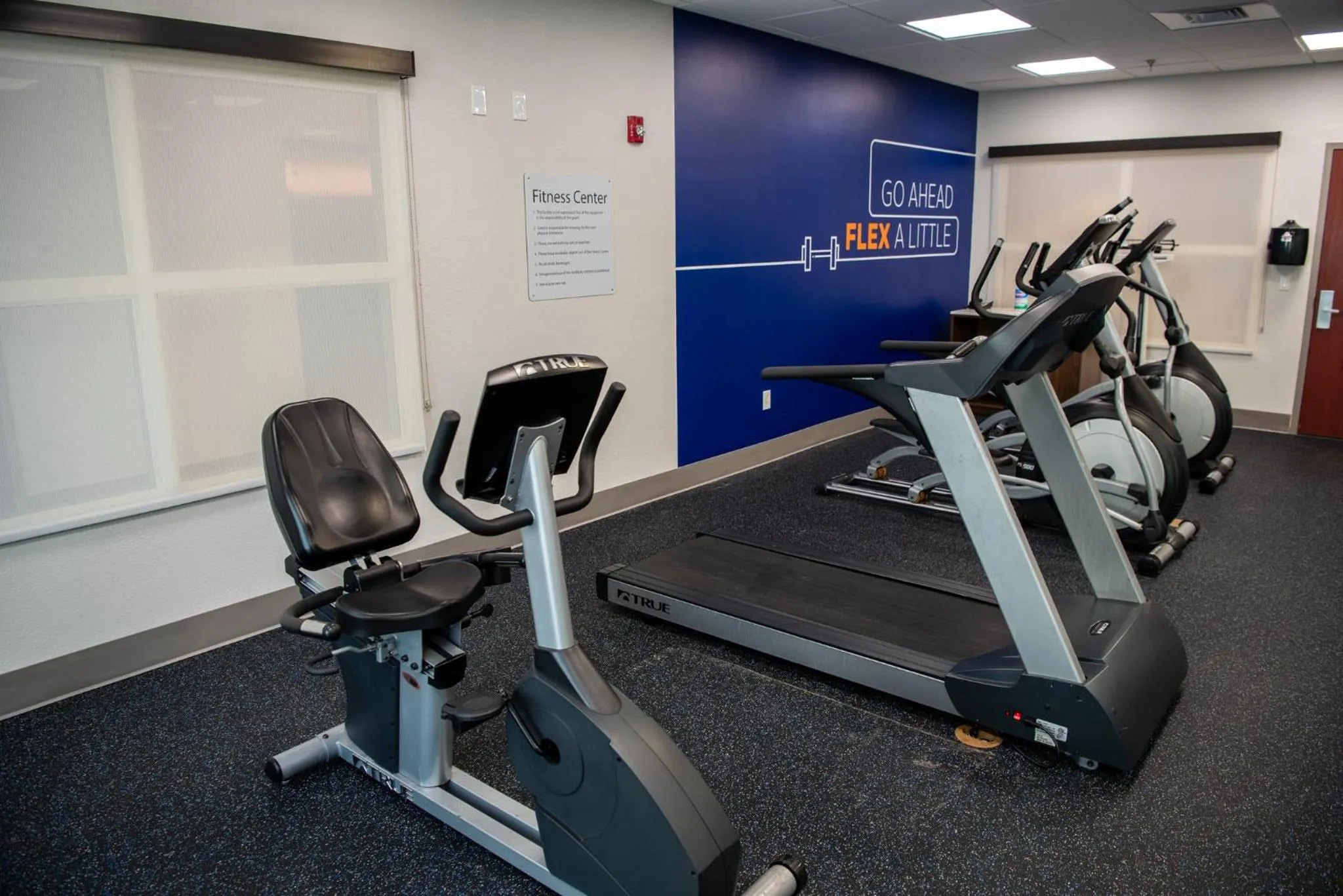 Spa and wellness centre/facilities in Holiday Inn Express Hotel & Suites Chaffee - Jacksonville West by IHG