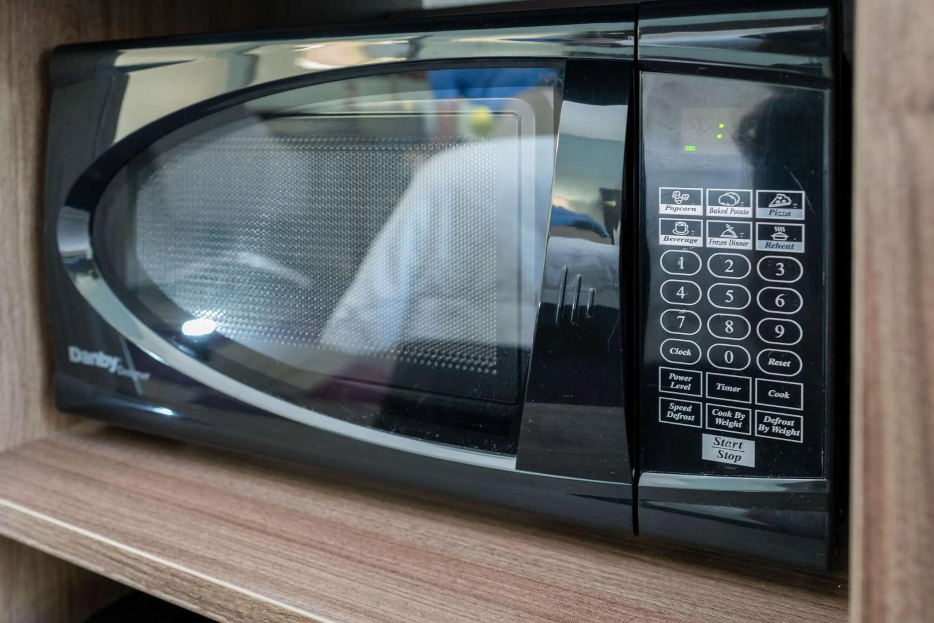 Photo of the whole room in Hampton Inn Livermore