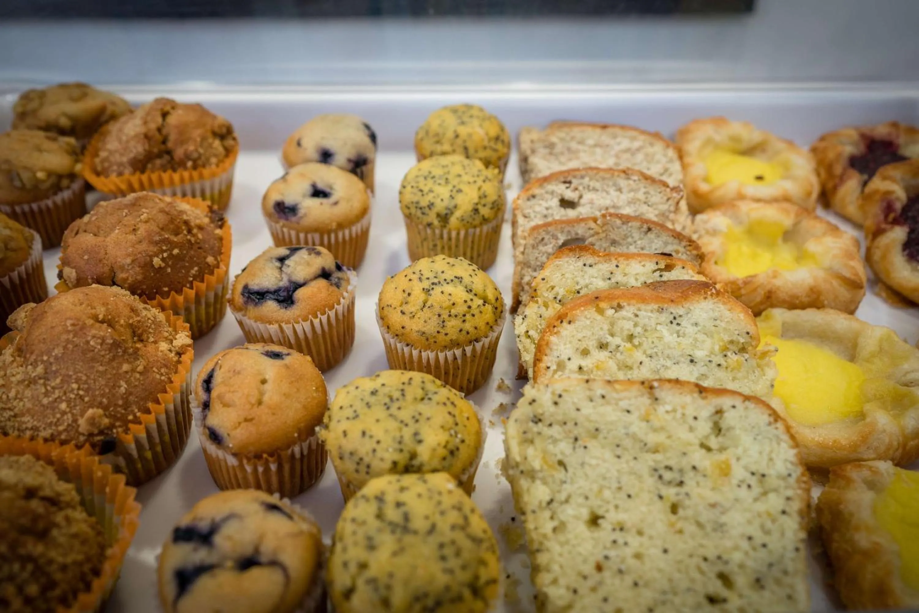 Dining area in Hampton Inn Livermore