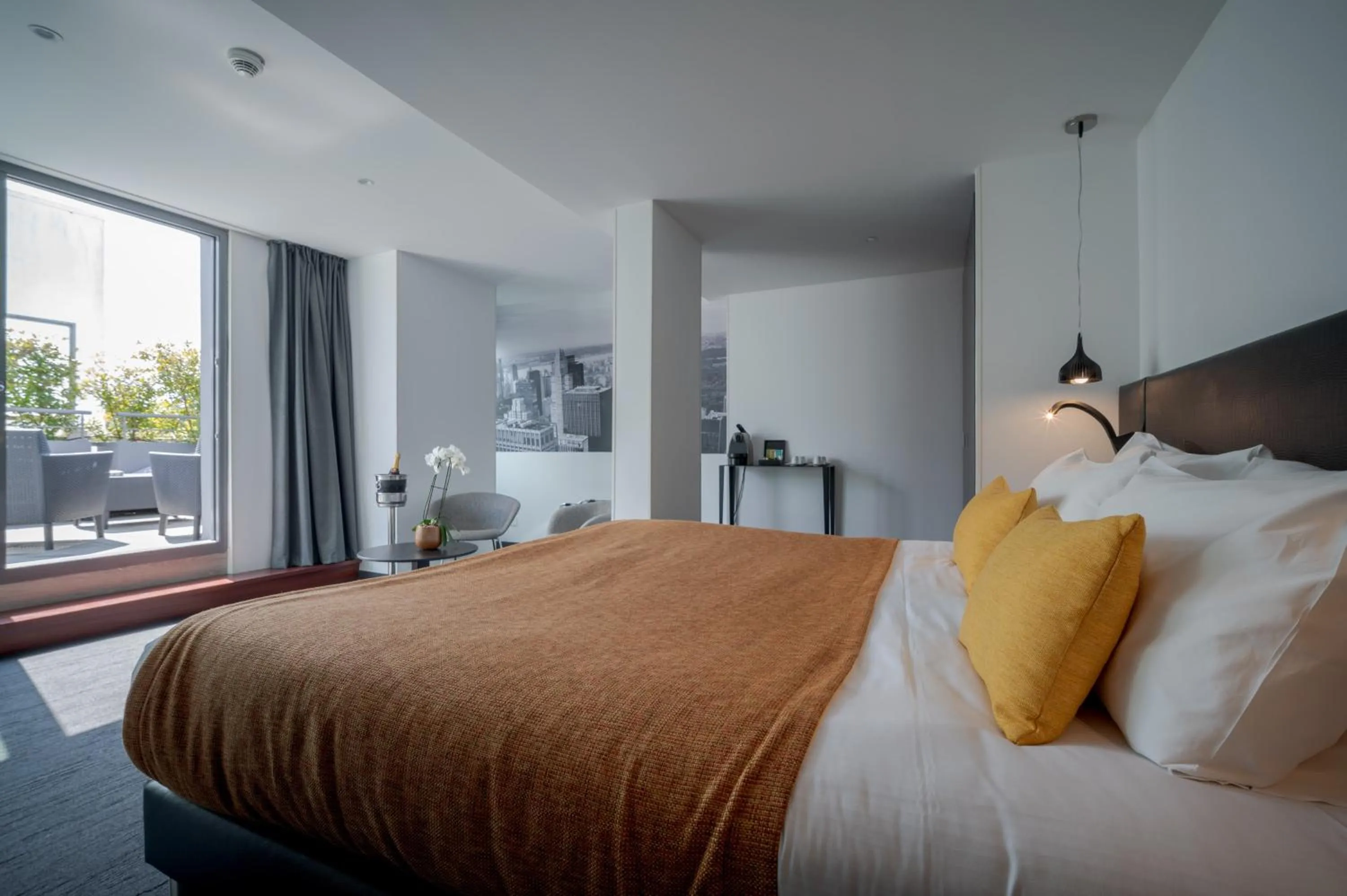 Photo of the whole room, Bed in Best Western Plus Central Park Hotel