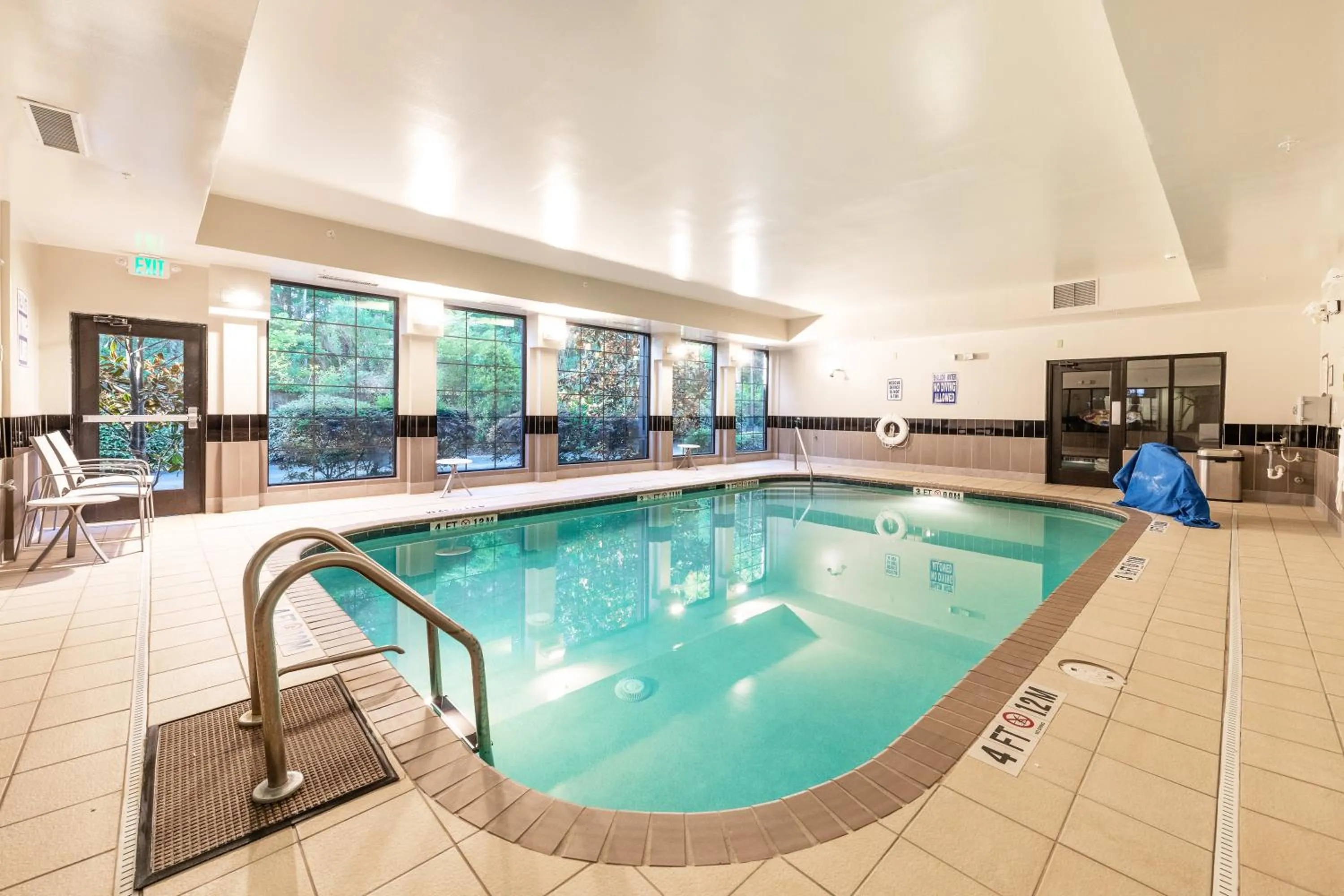 Swimming pool in Staybridge Suites North Charleston by IHG