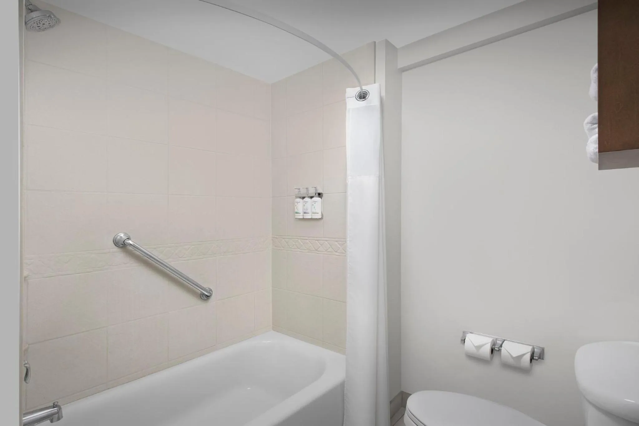 Bathroom in Staybridge Suites North Charleston by IHG