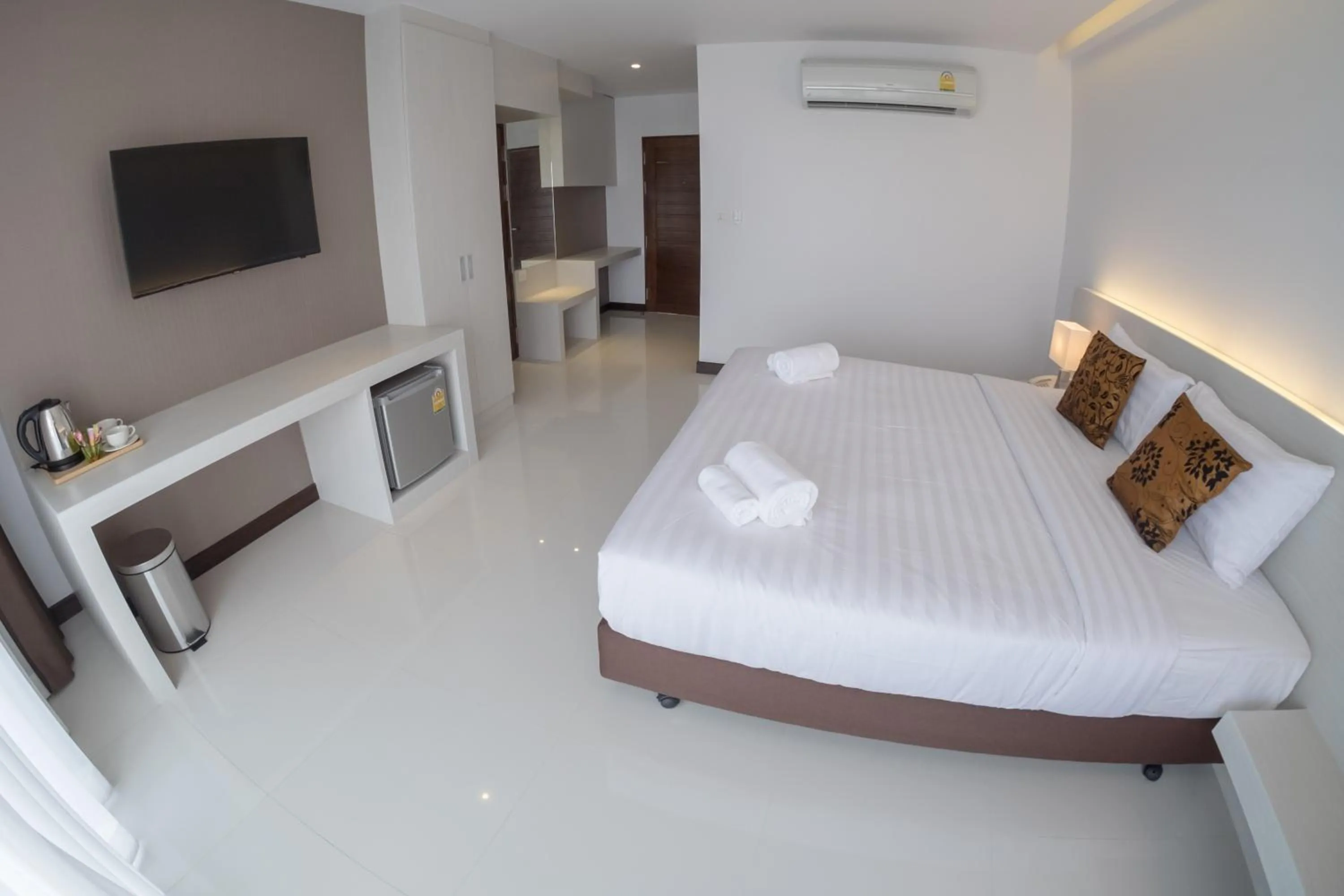 Bedroom, Bed in Chaisaeng Villa