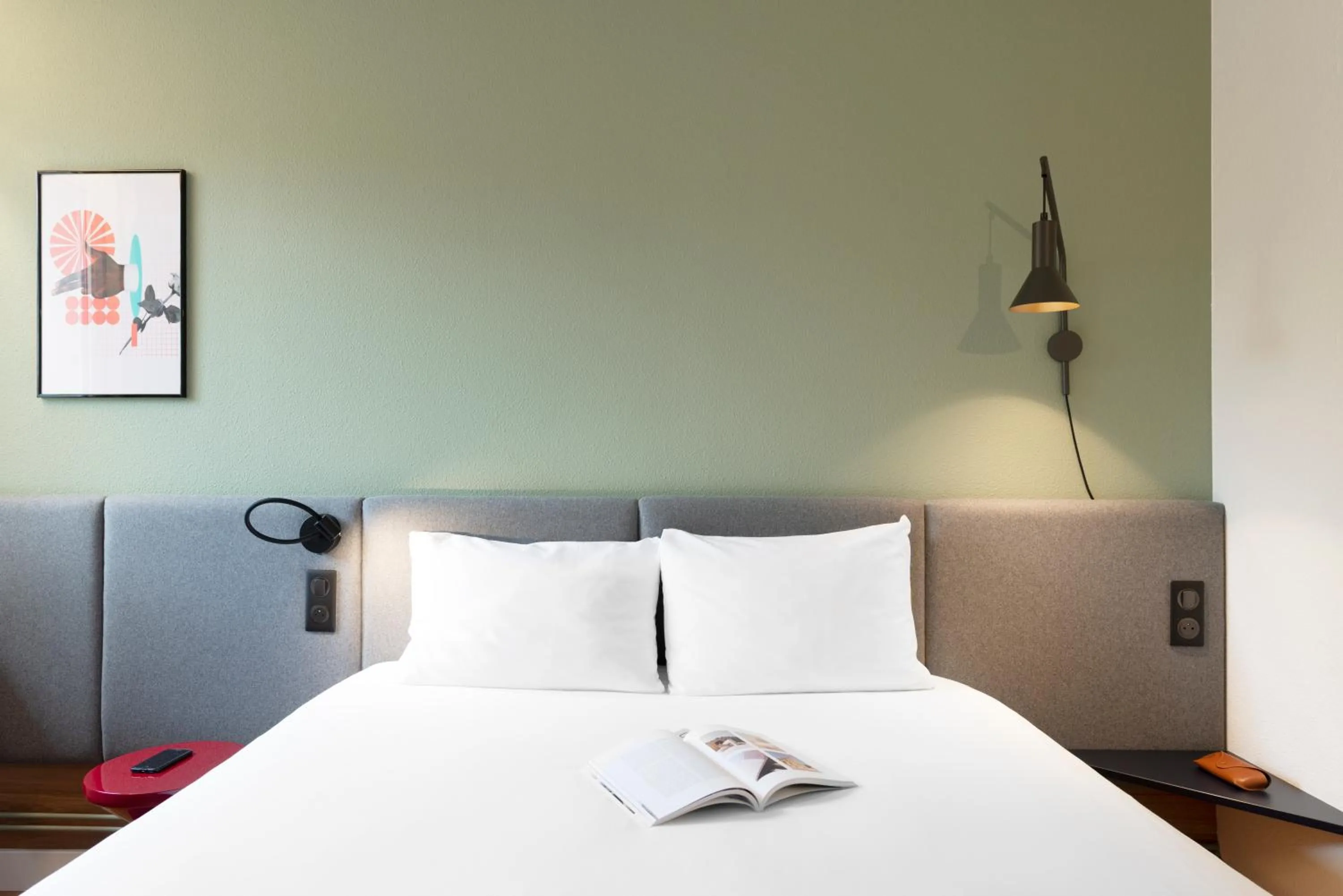 Bedroom, Bed in ibis Nancy-Brabois