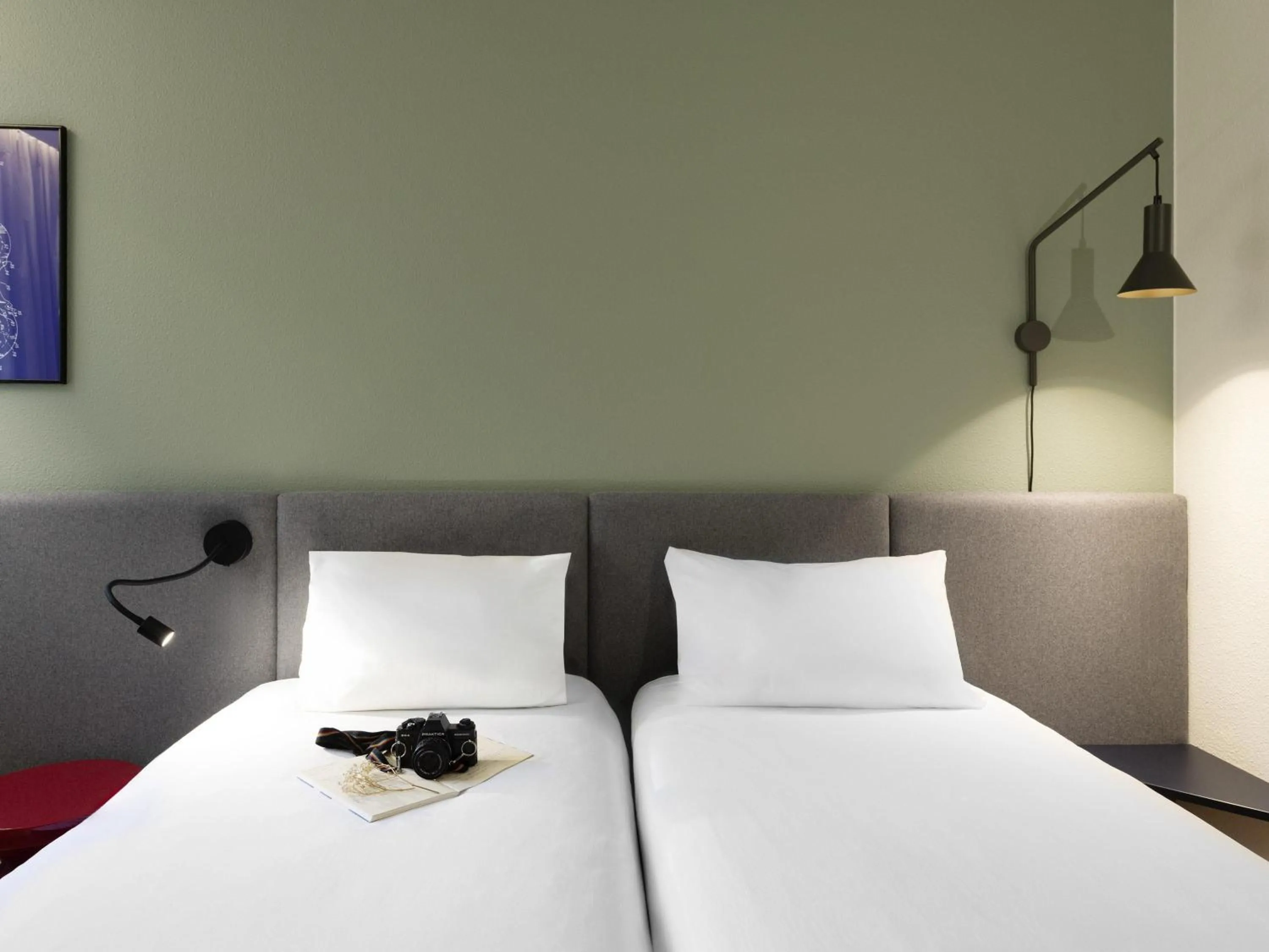 Bedroom, Bed in ibis Nancy-Brabois