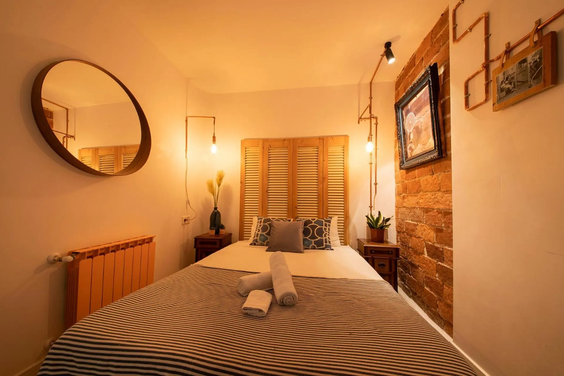 Bed in Off Beat Guesthouse - Self-check-in - Sleep Conscious