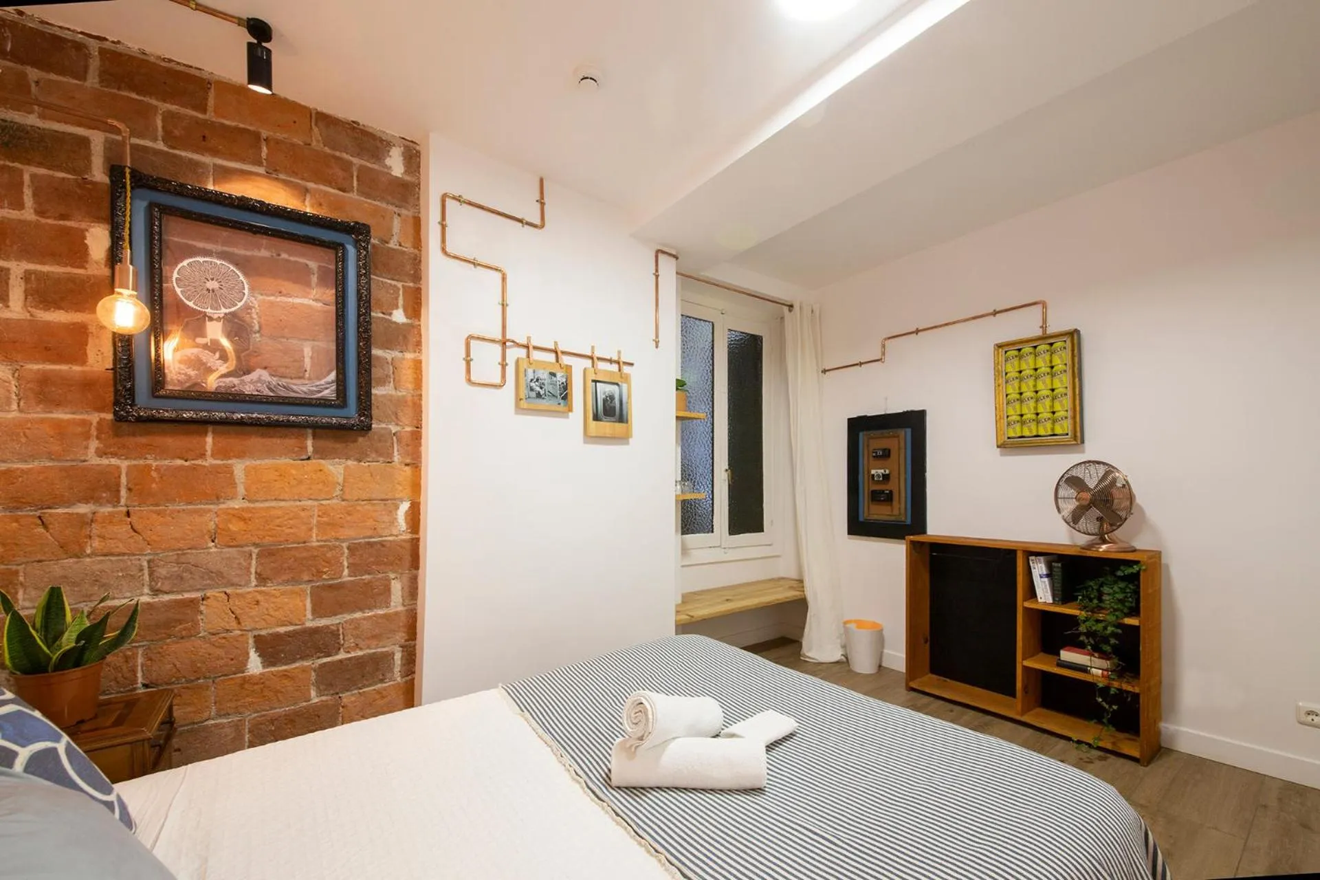 Bed in Off Beat Guesthouse - Self-check-in - Sleep Conscious