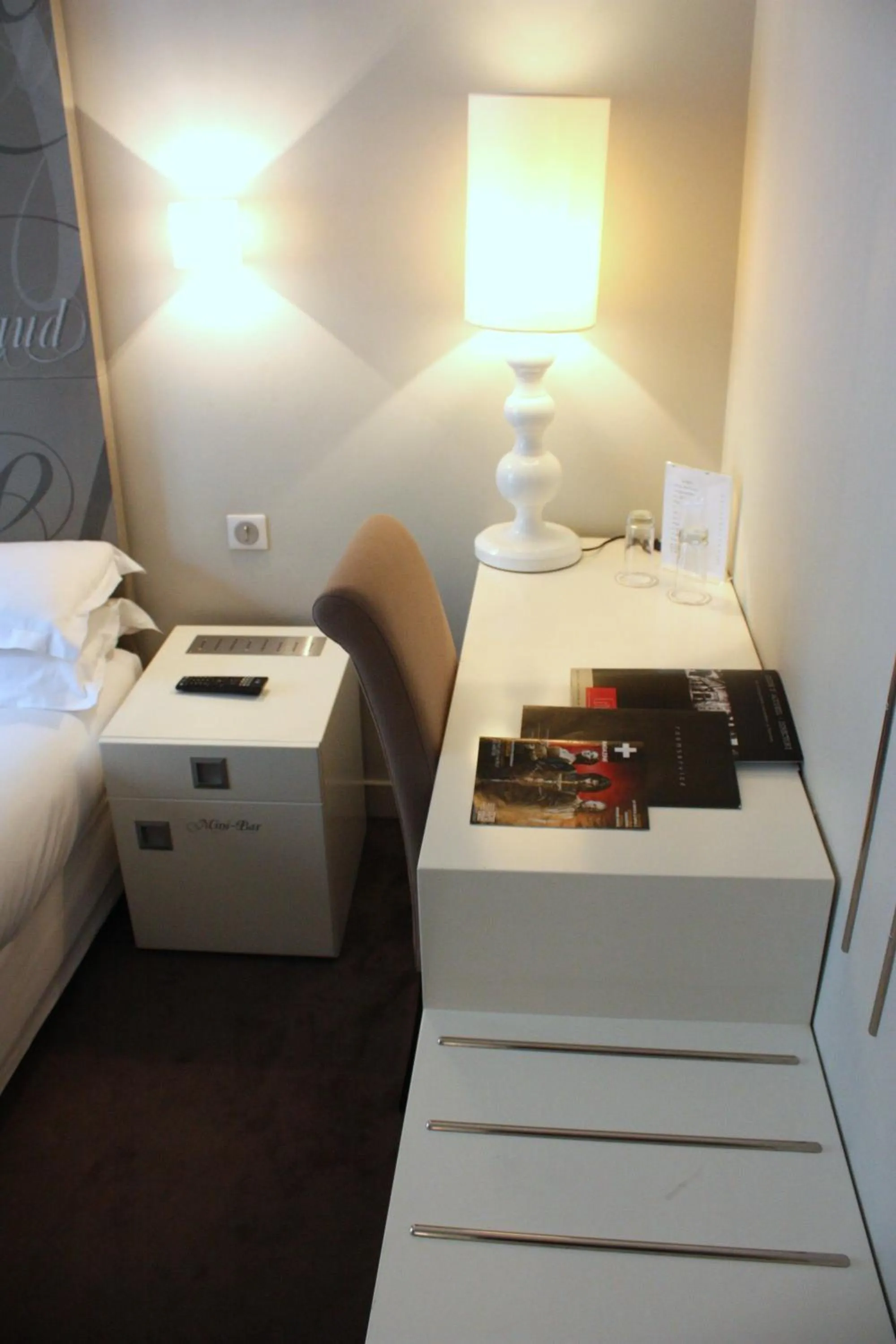 Seating area in Chambellan Morgane