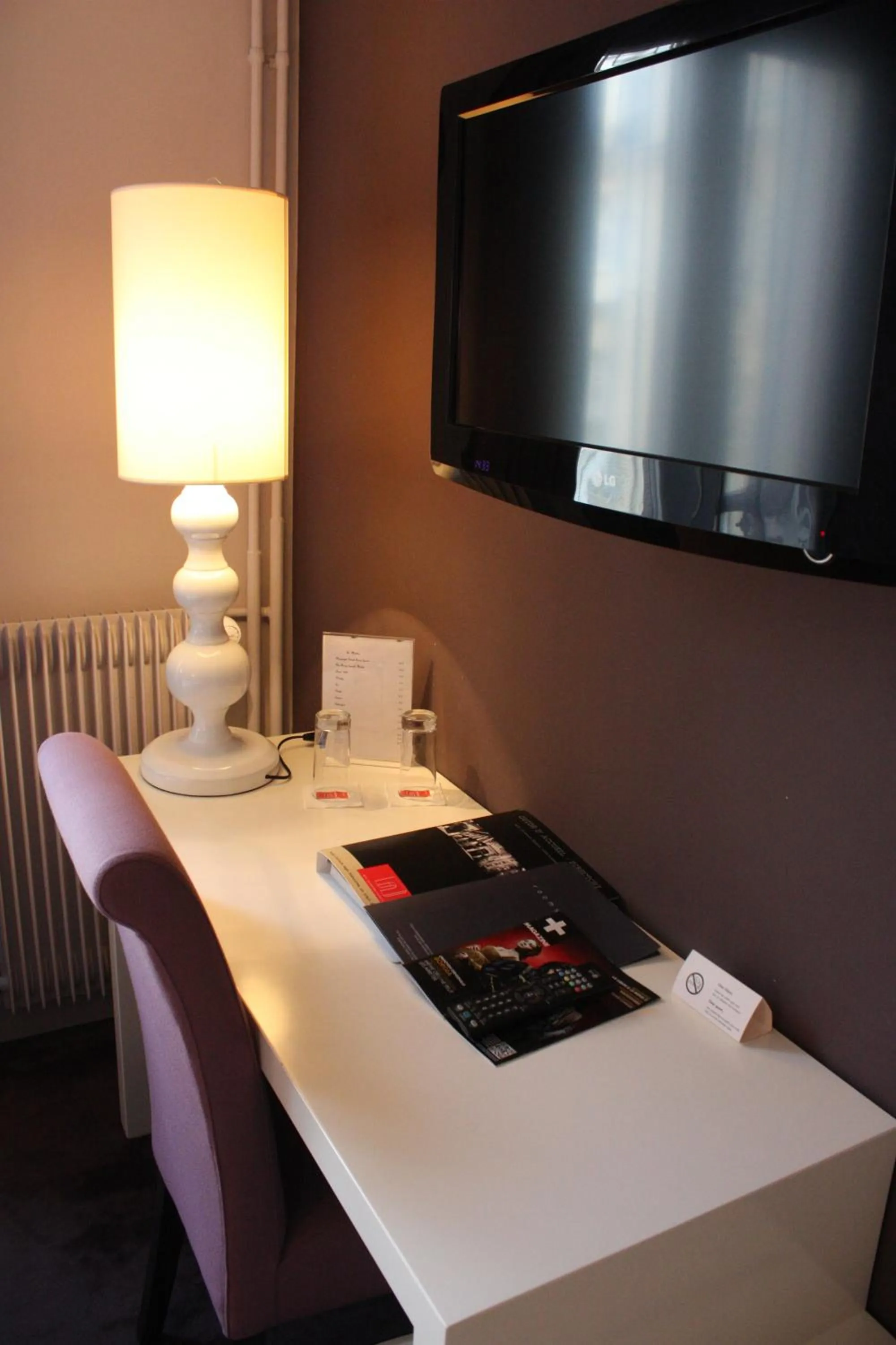 Seating area in Chambellan Morgane