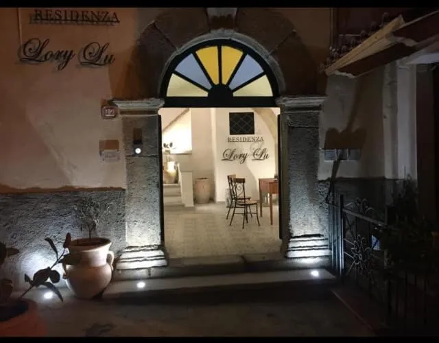 Facade/entrance in LoryLu