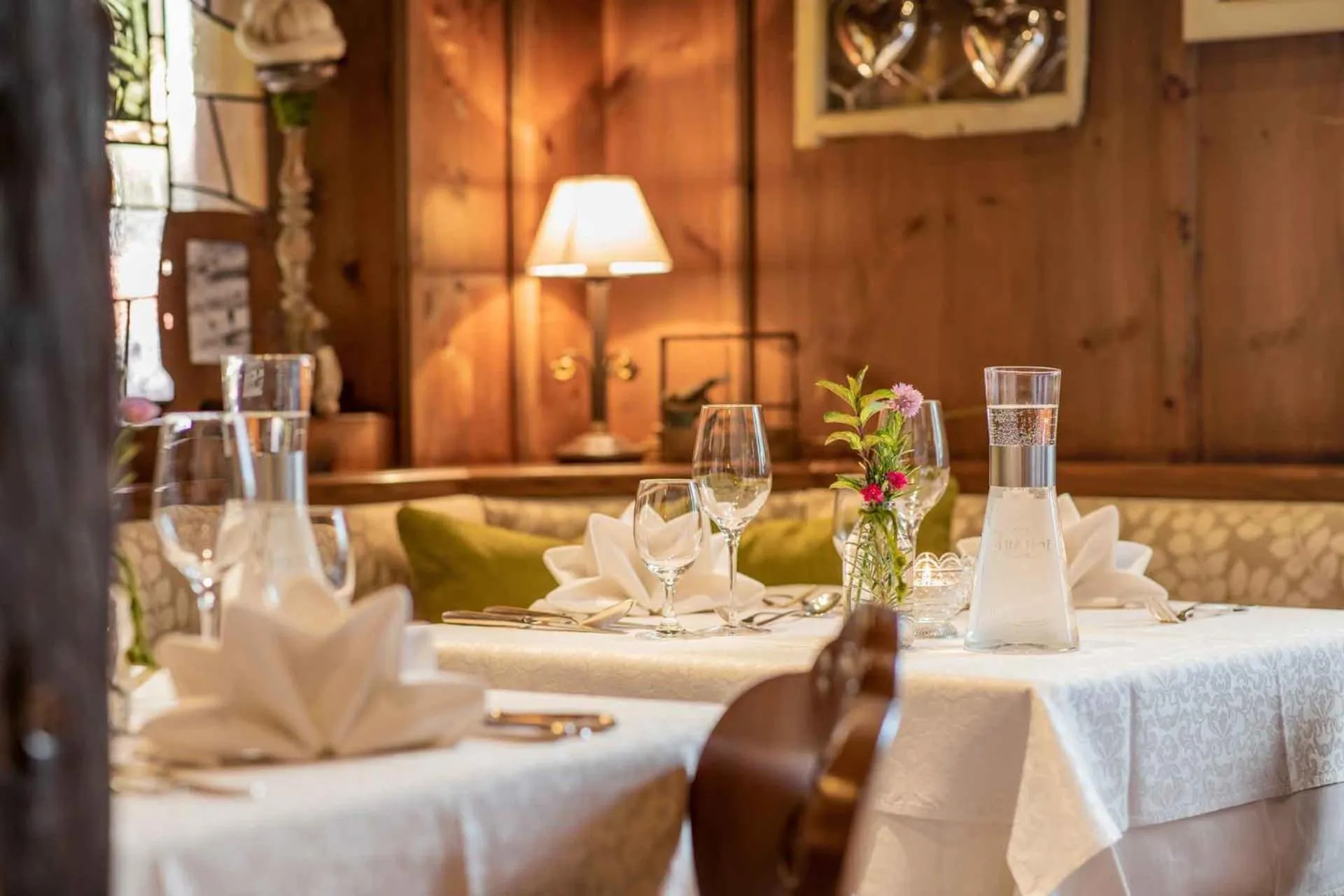Restaurant/places to eat in Familien- & Vitalhotel Auenhof