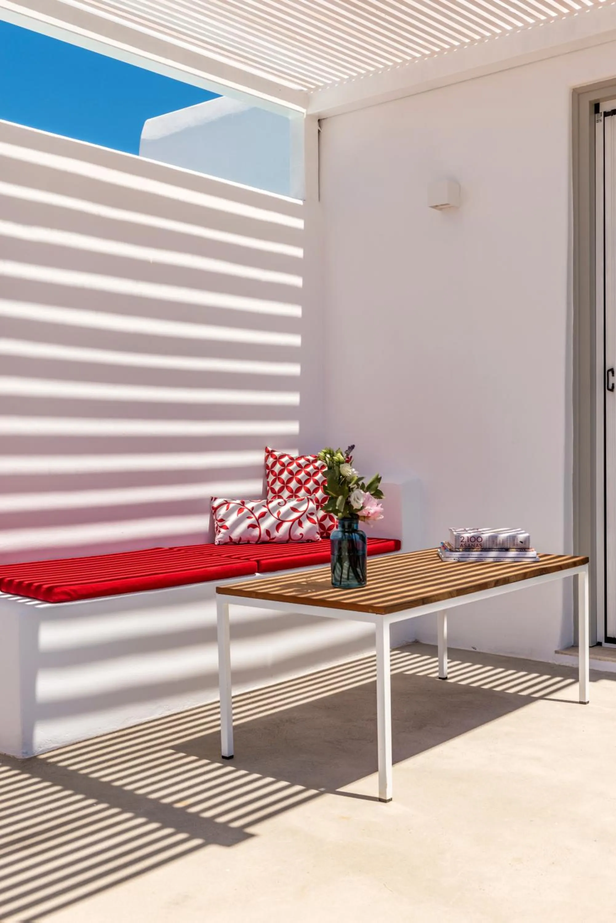 Patio in O Lofos Luxury Boutique Suites