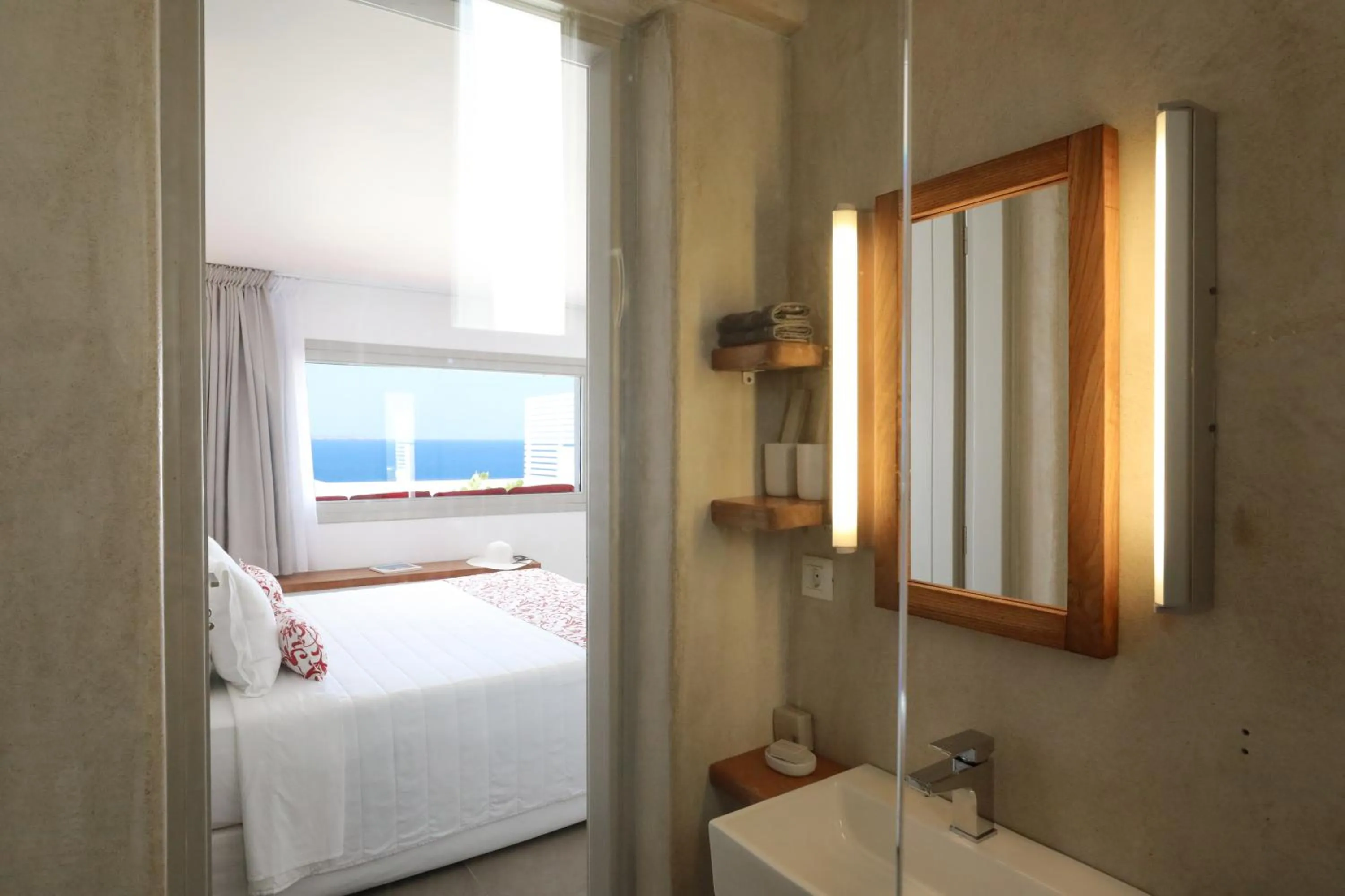 Bed in O Lofos Luxury Boutique Suites