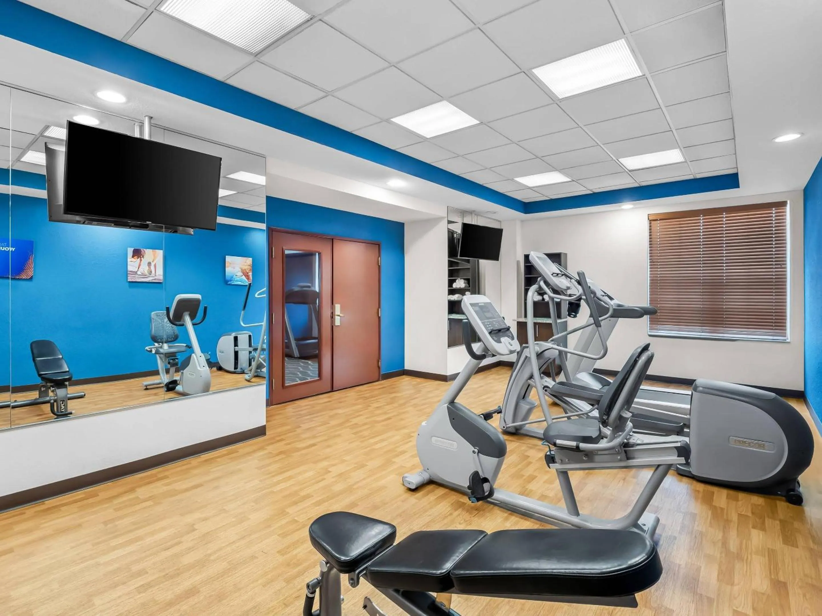 Fitness centre/facilities in Comfort Inn & Suites Allen Park - Dearborn