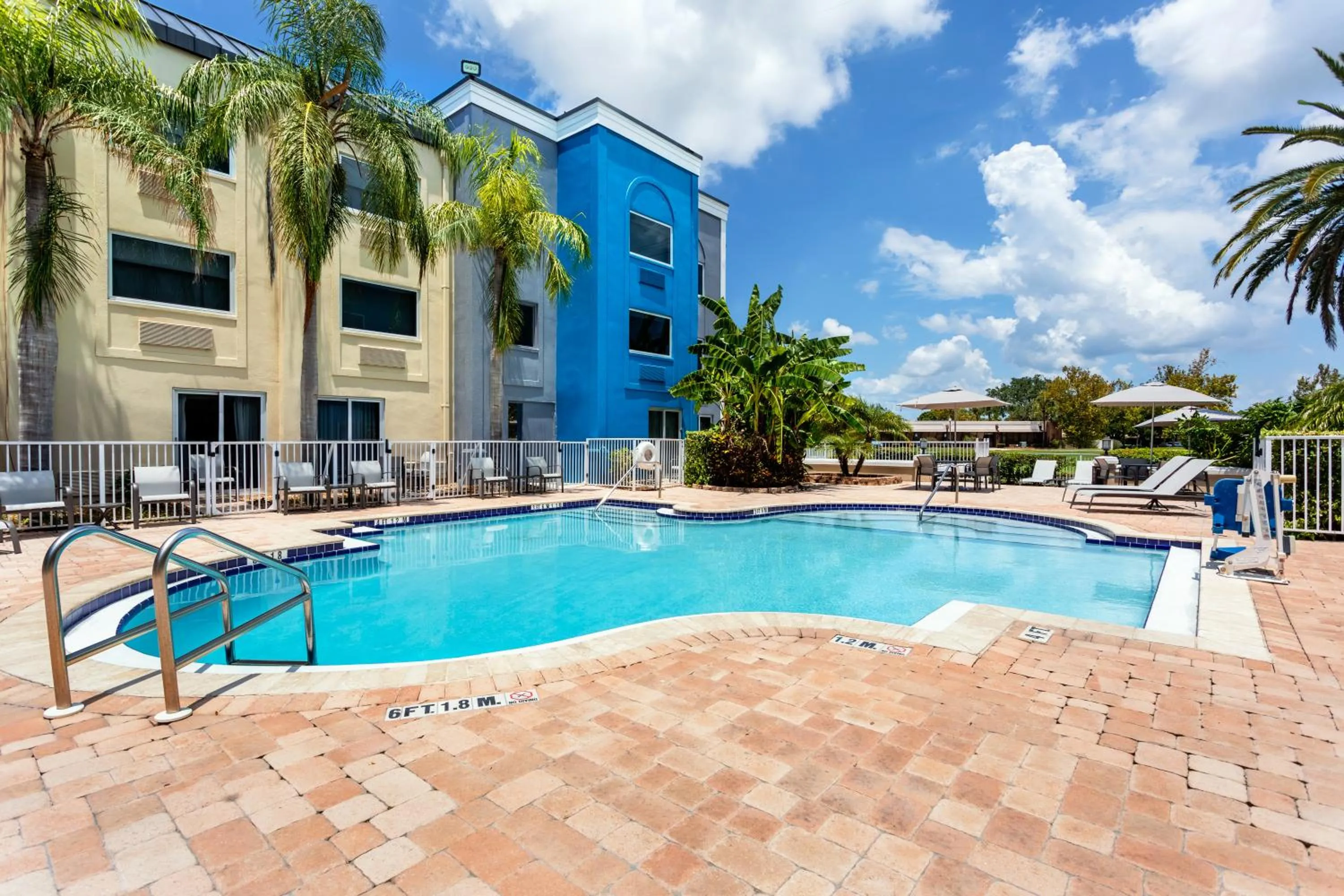 Swimming pool in Holiday Inn Express Hotel Clearwater East - ICOT Center by IHG