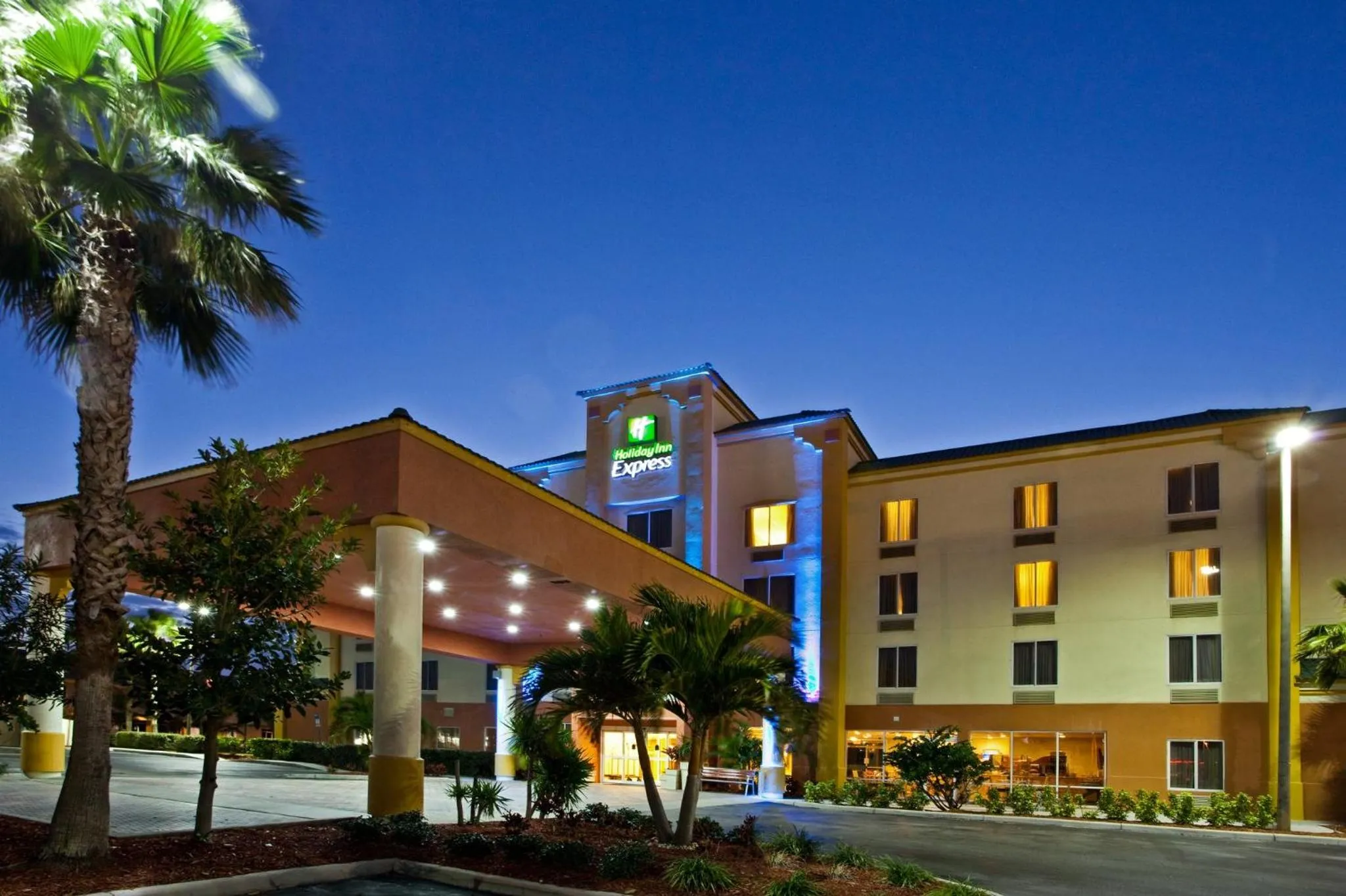 Property building in Holiday Inn Express Hotel & Suites Cocoa Beach by IHG