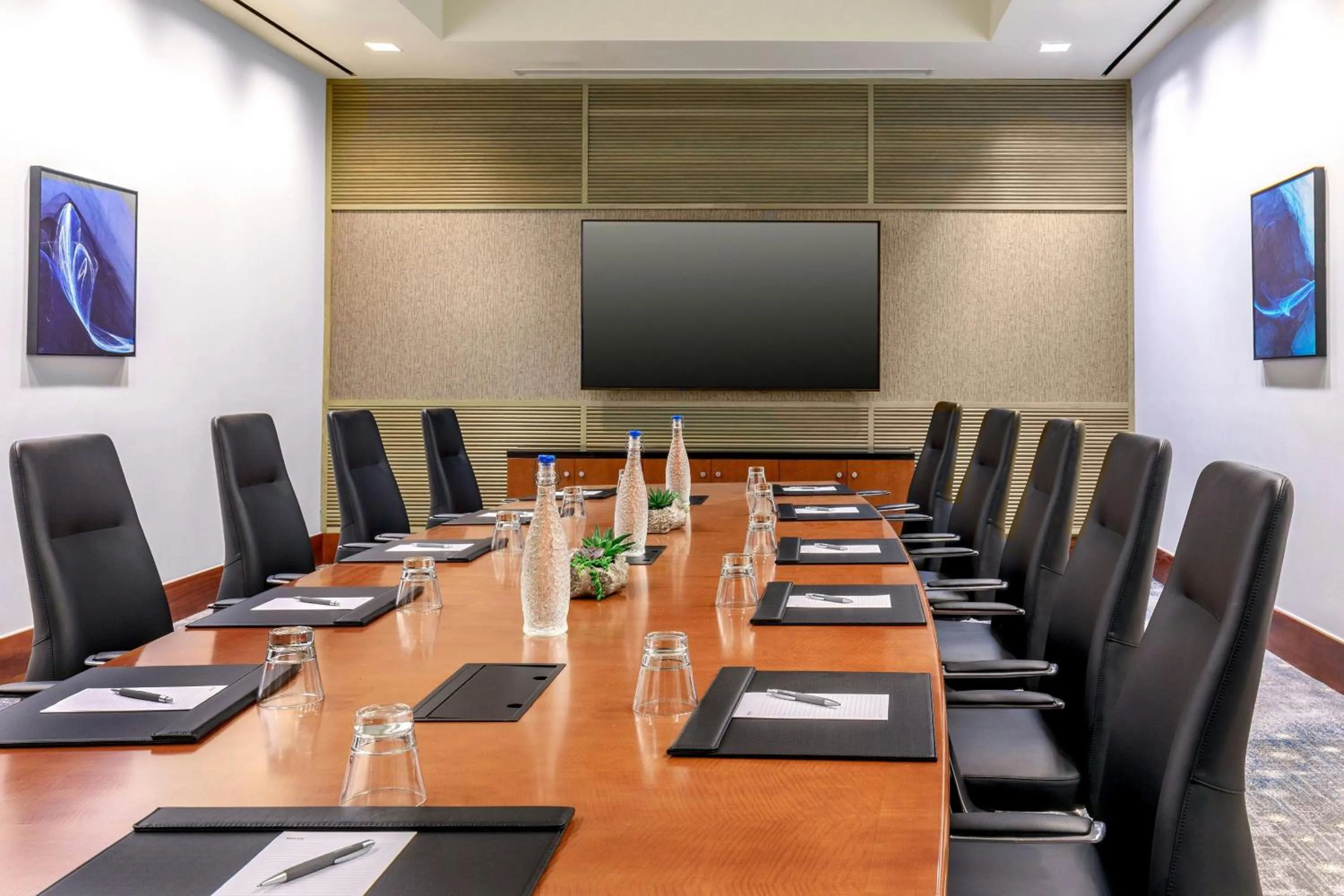 Meeting/conference room in The Westin Washington Dulles Airport
